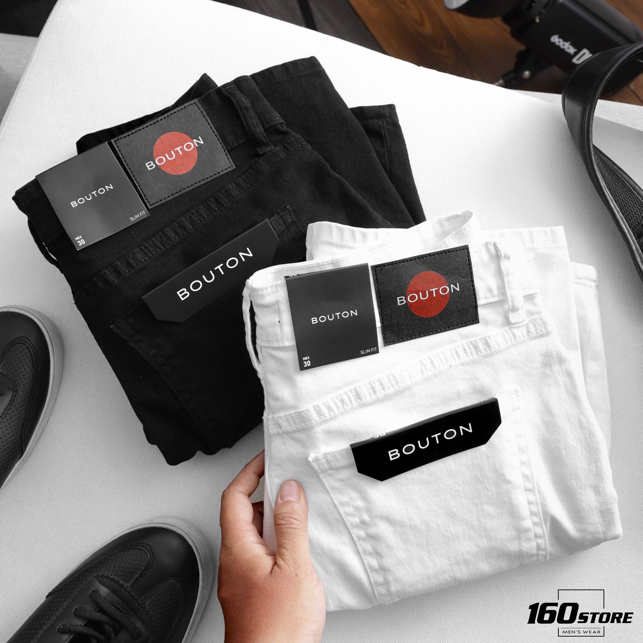Quần short jeans BOUTON w details