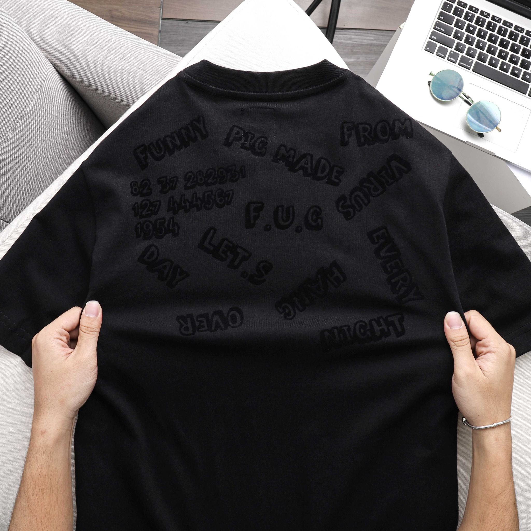 Áo thun BOUTON velvet print