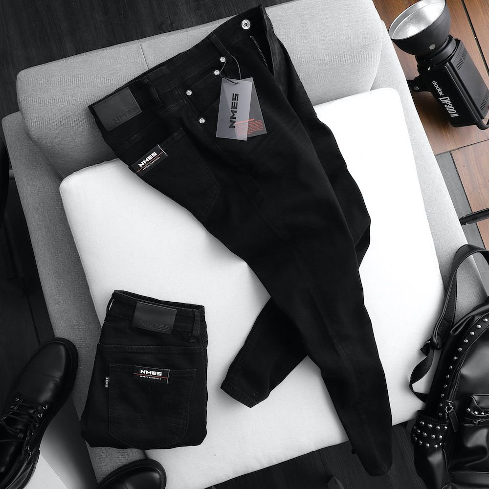 Quần jeans NOMOUS ESSENTIALS black skinny