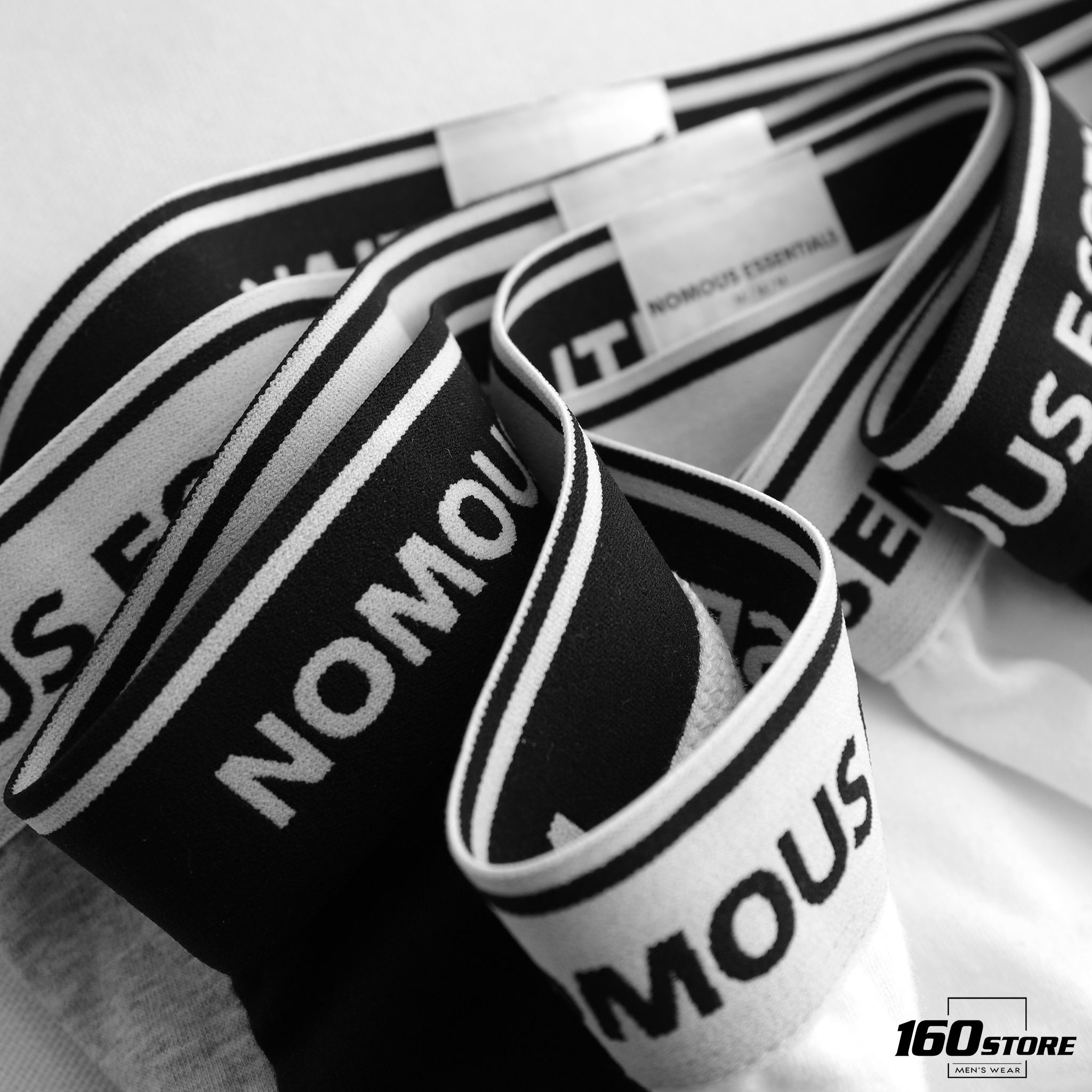Boxer NOMOUS ESSENTIALS features classic