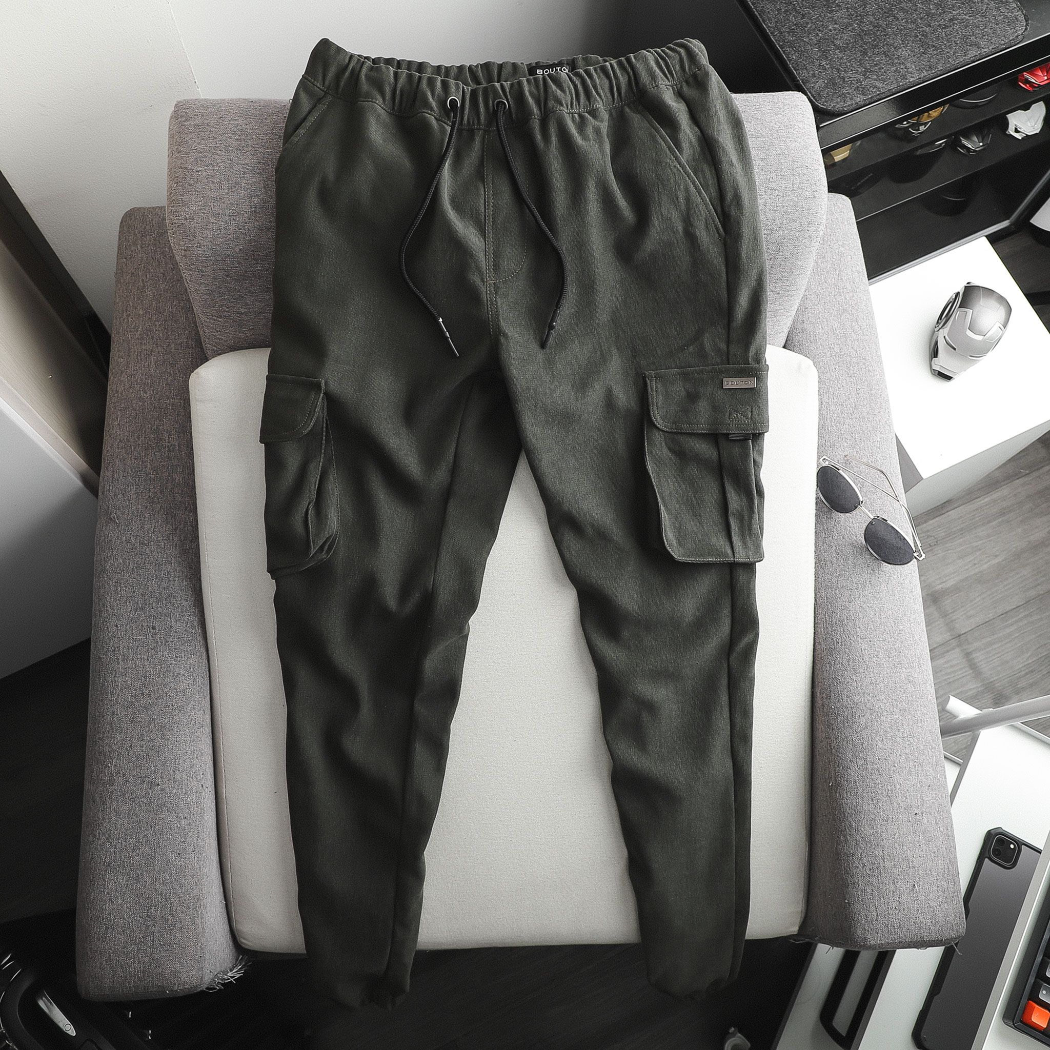 Quần jogger kaki BOUTON cargo
