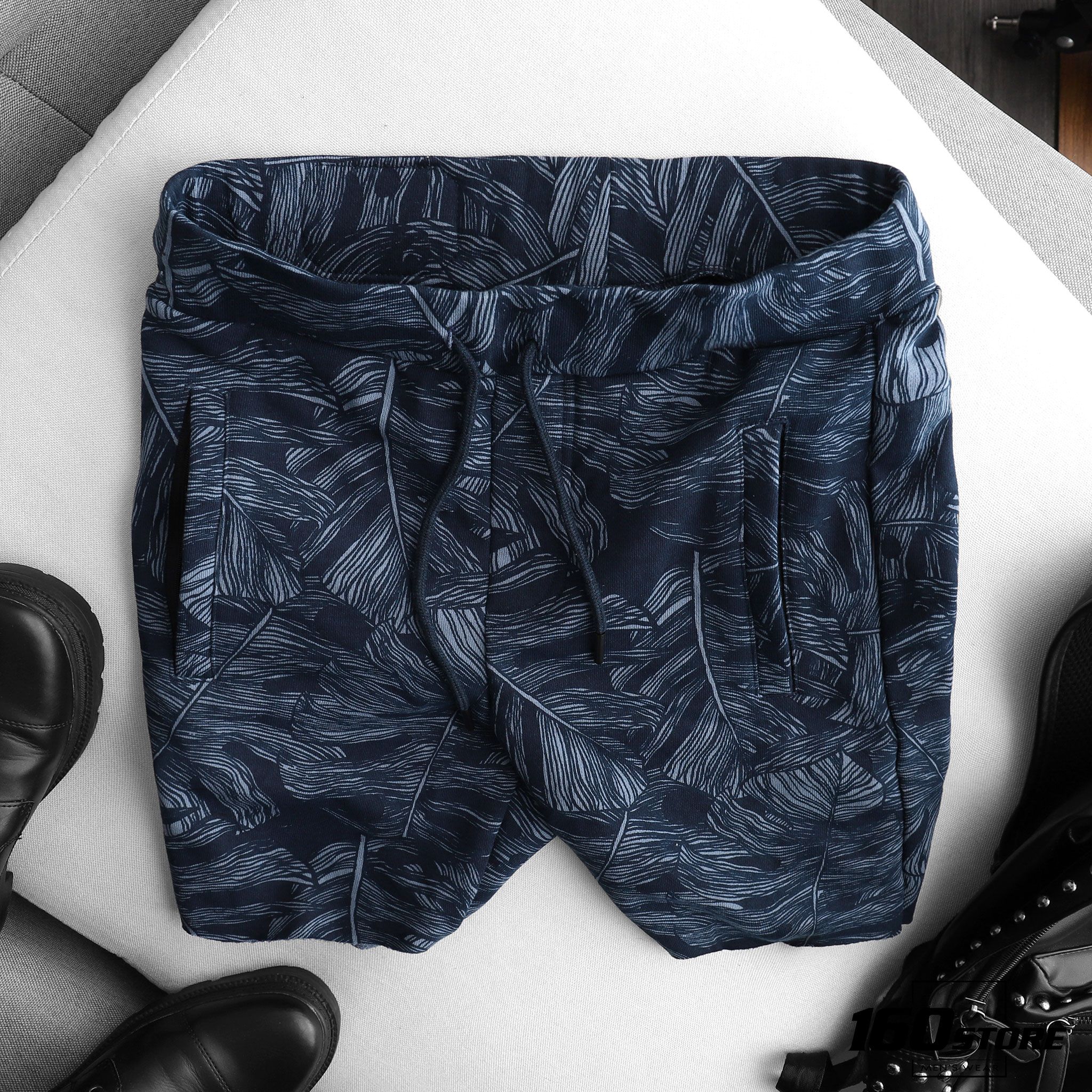 Quần short thun BOUTON w leather details