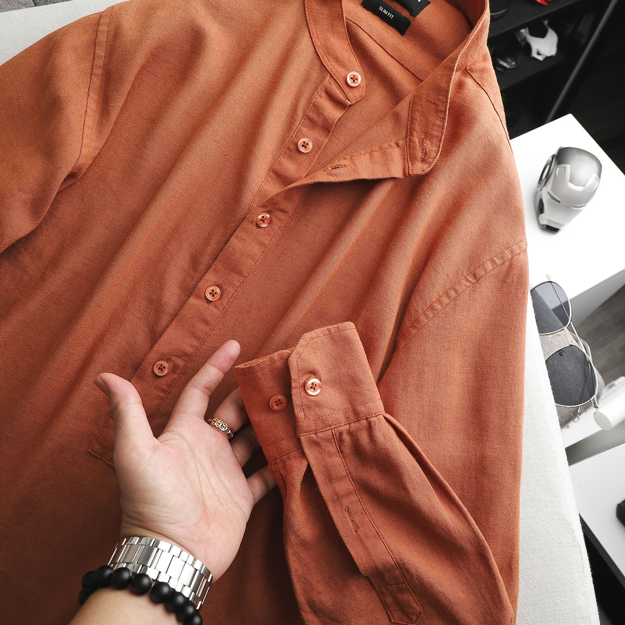 Áo sơmi linen BOUTON cổ trụ