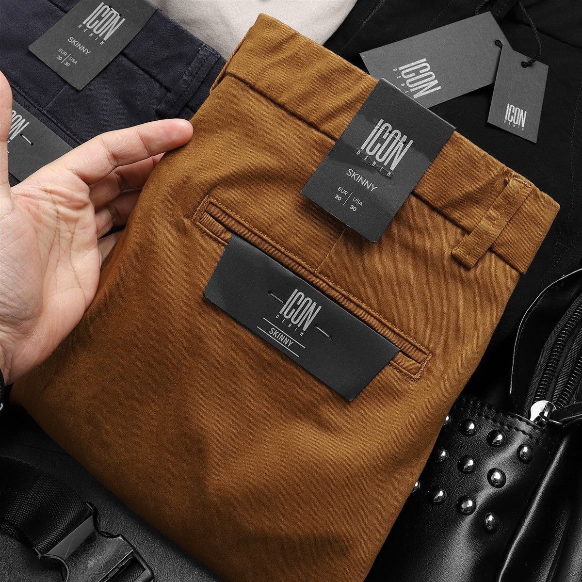 Quần kaki ICON DENIM slim fit