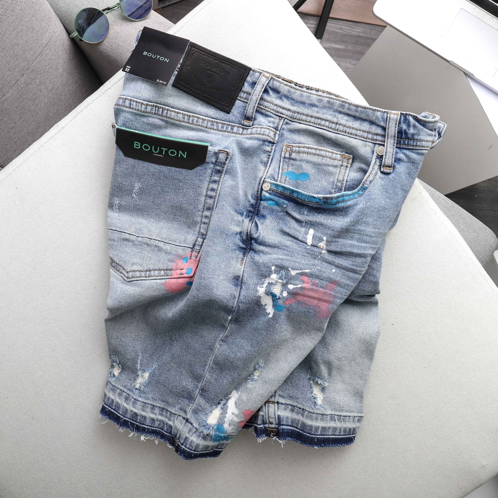 Quần Short Jeans BOUTON Vẩy Sơn