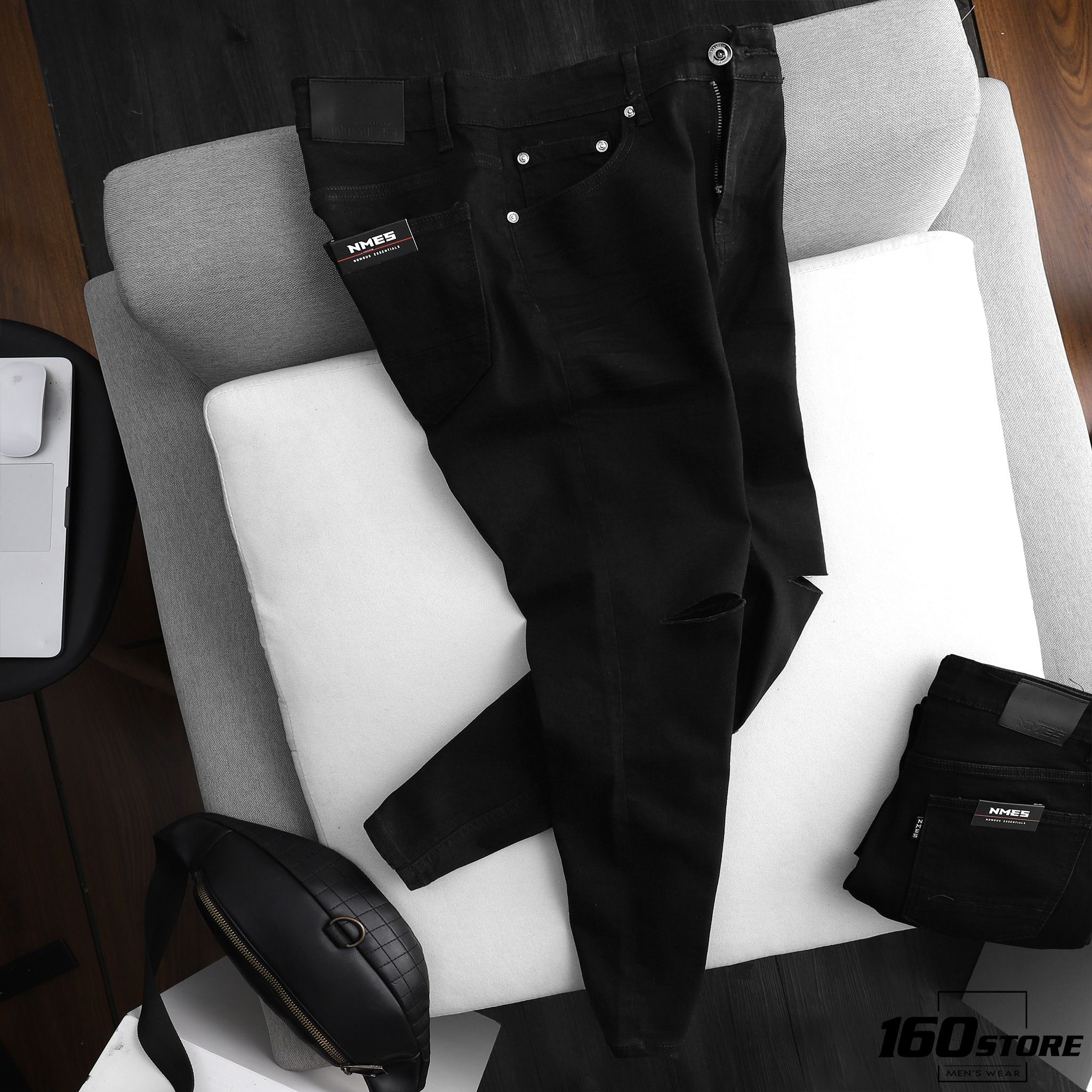 Quần jeans NOMOUS ESSENTIAL ripped black