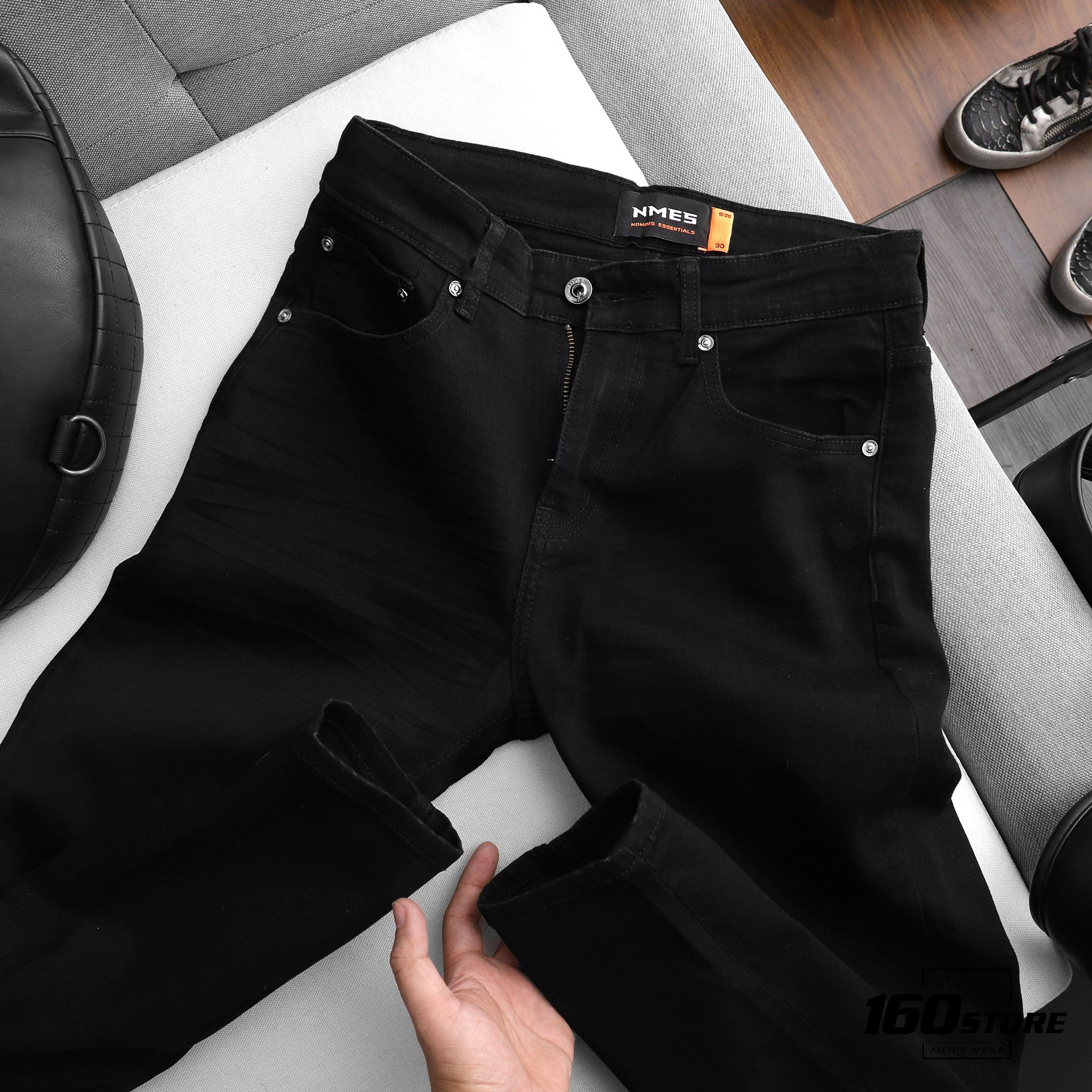 Quần jeans NOMOUS ESSENTIAL ripped black