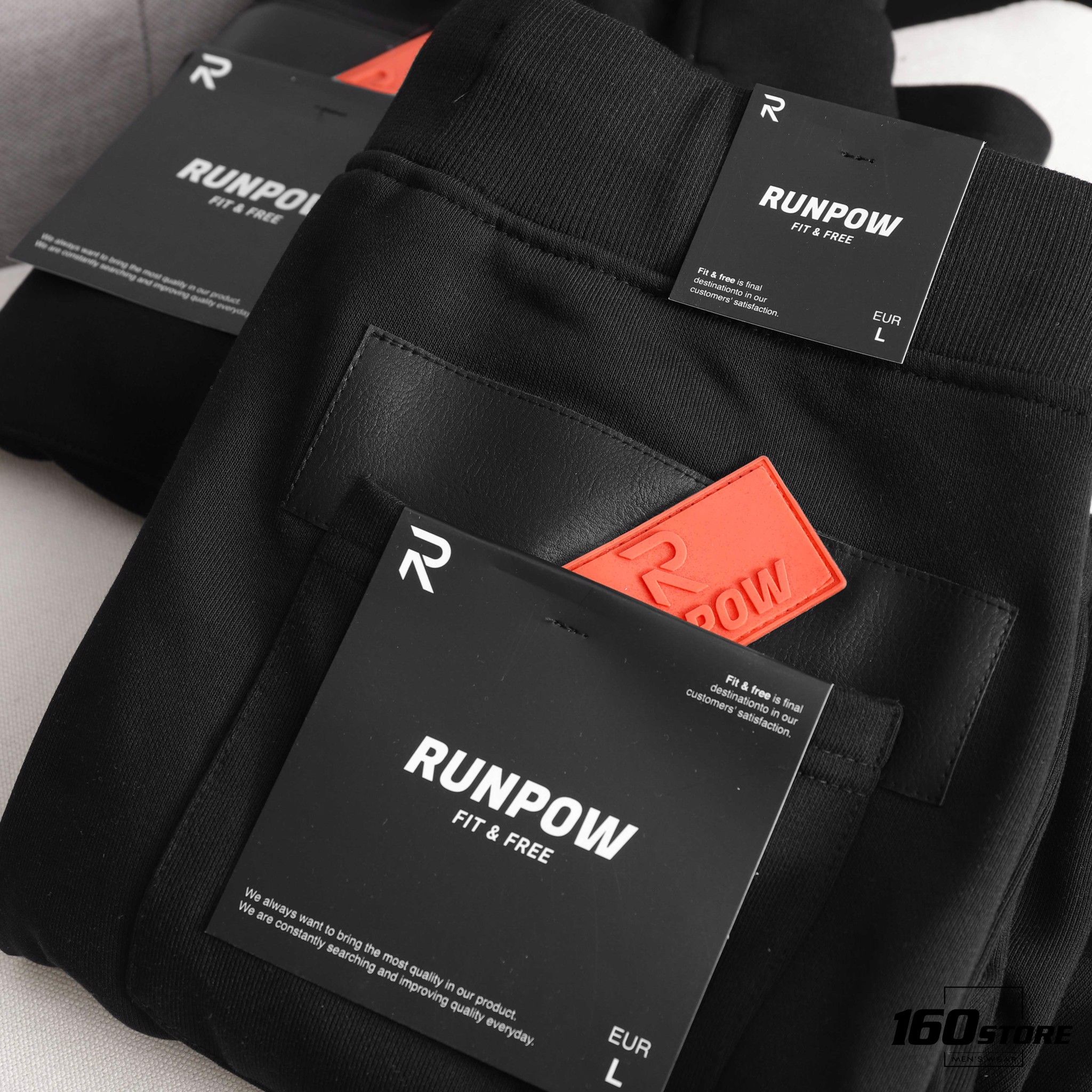 Quần short RUNPOW pique w details