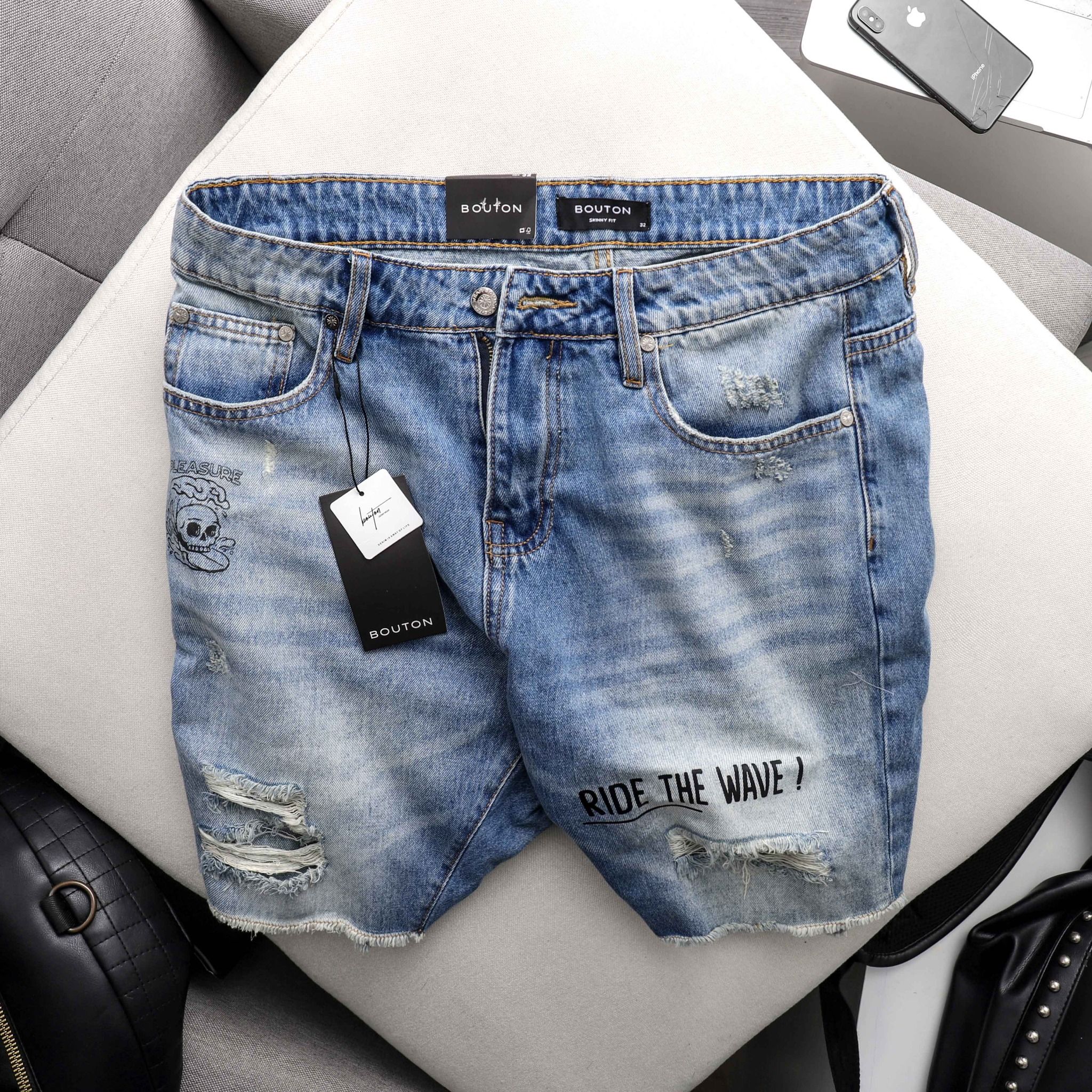 Quần Short Jeans BOUTON Skull Print