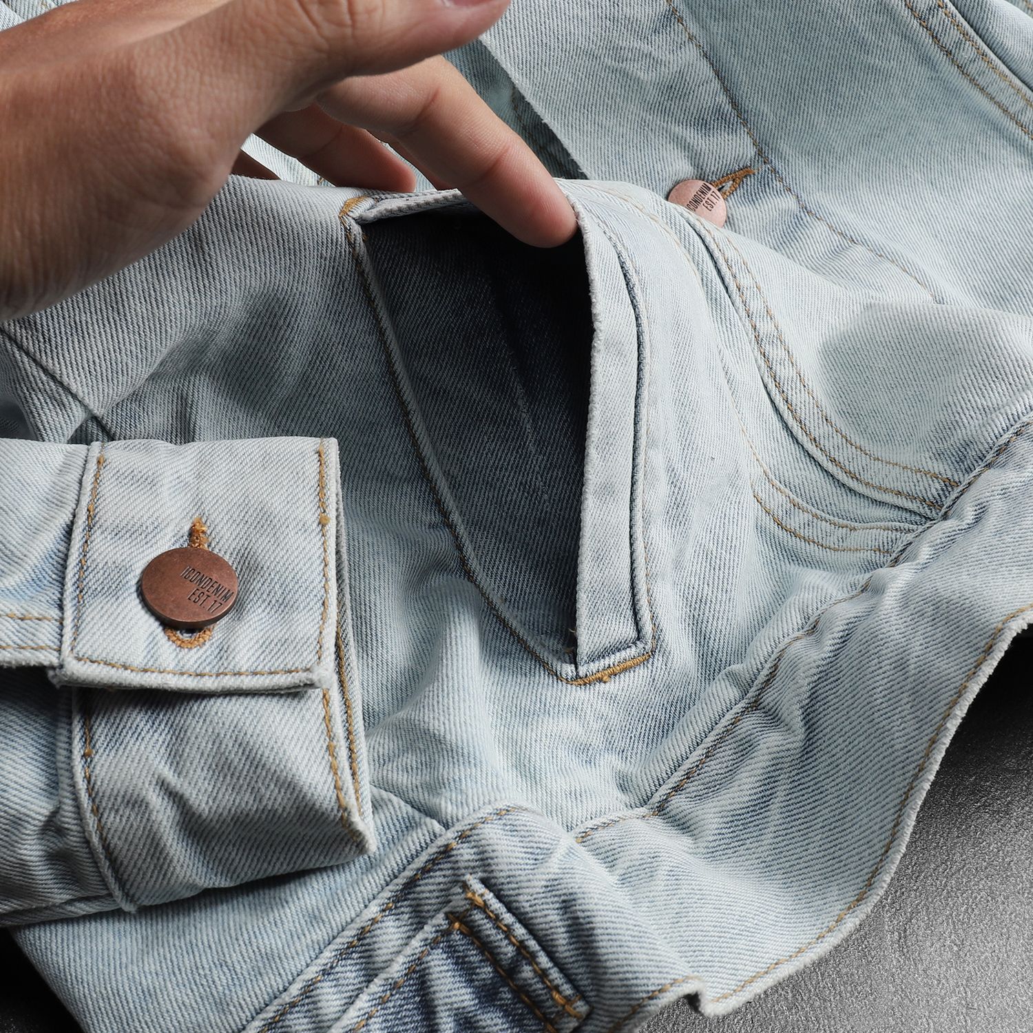 Áo khoác jean ICON DENIM wash