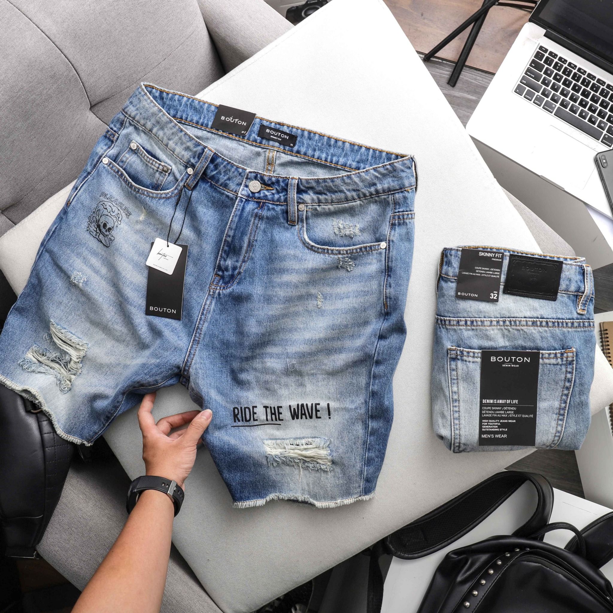 Quần Short Jeans BOUTON Skull Print