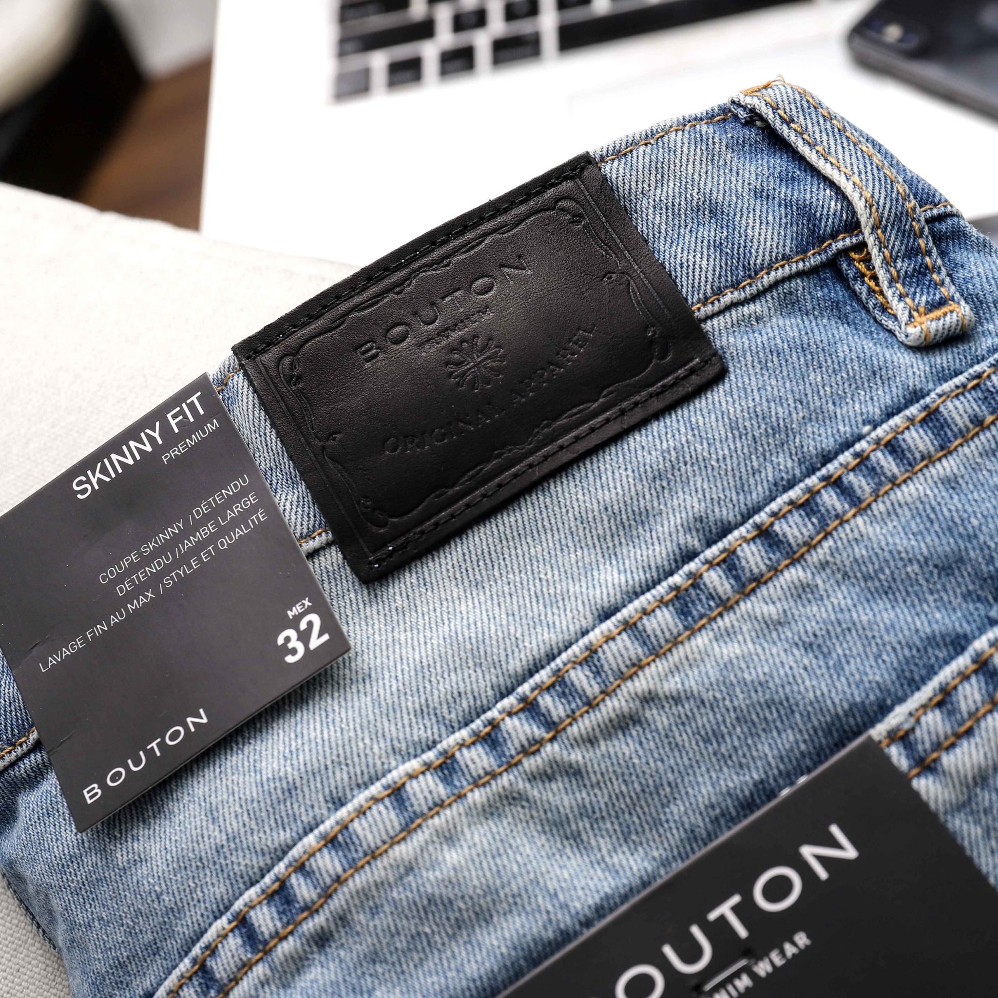 Quần Short Jeans BOUTON Skull Print