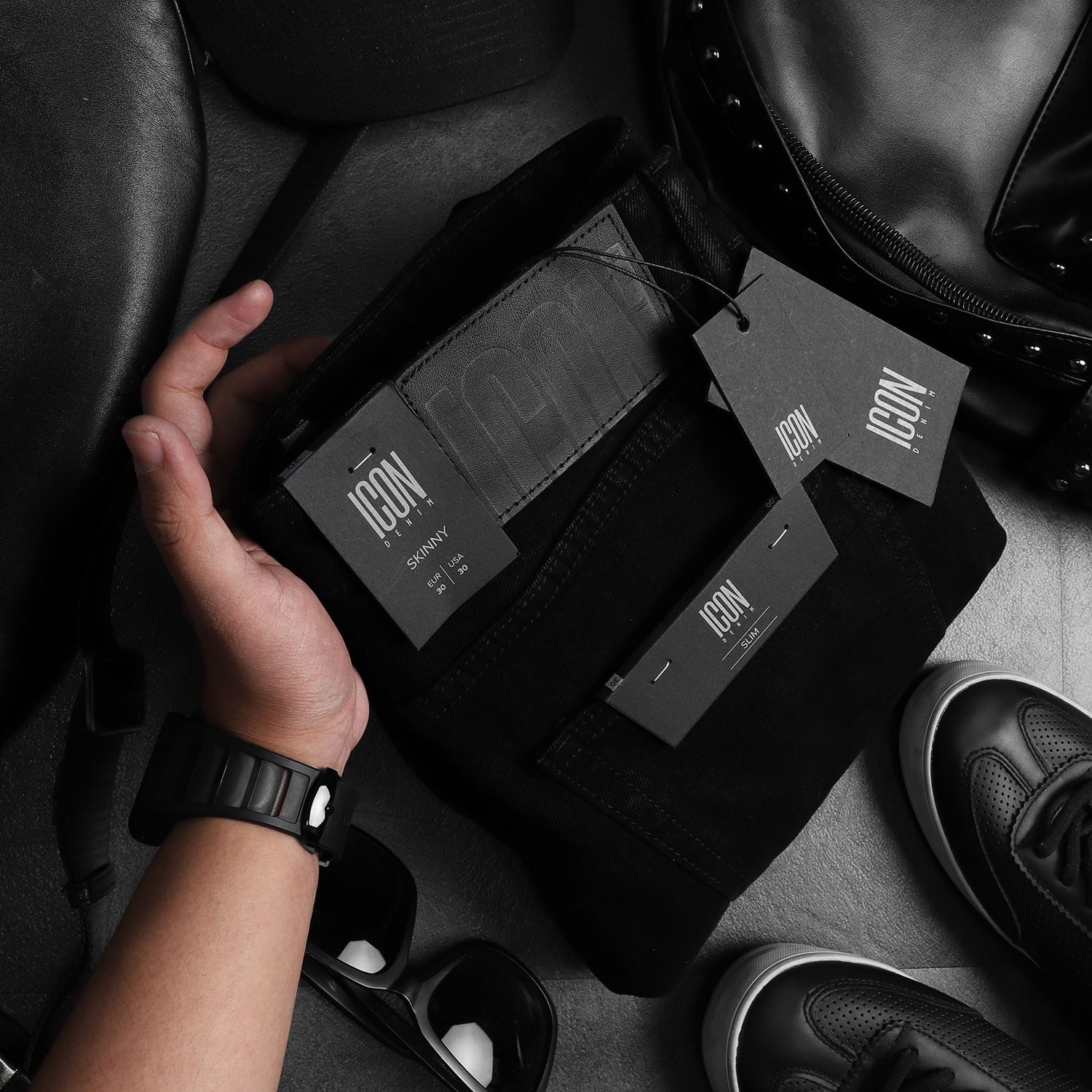 Quần jeans ICON DENIM black slim fit