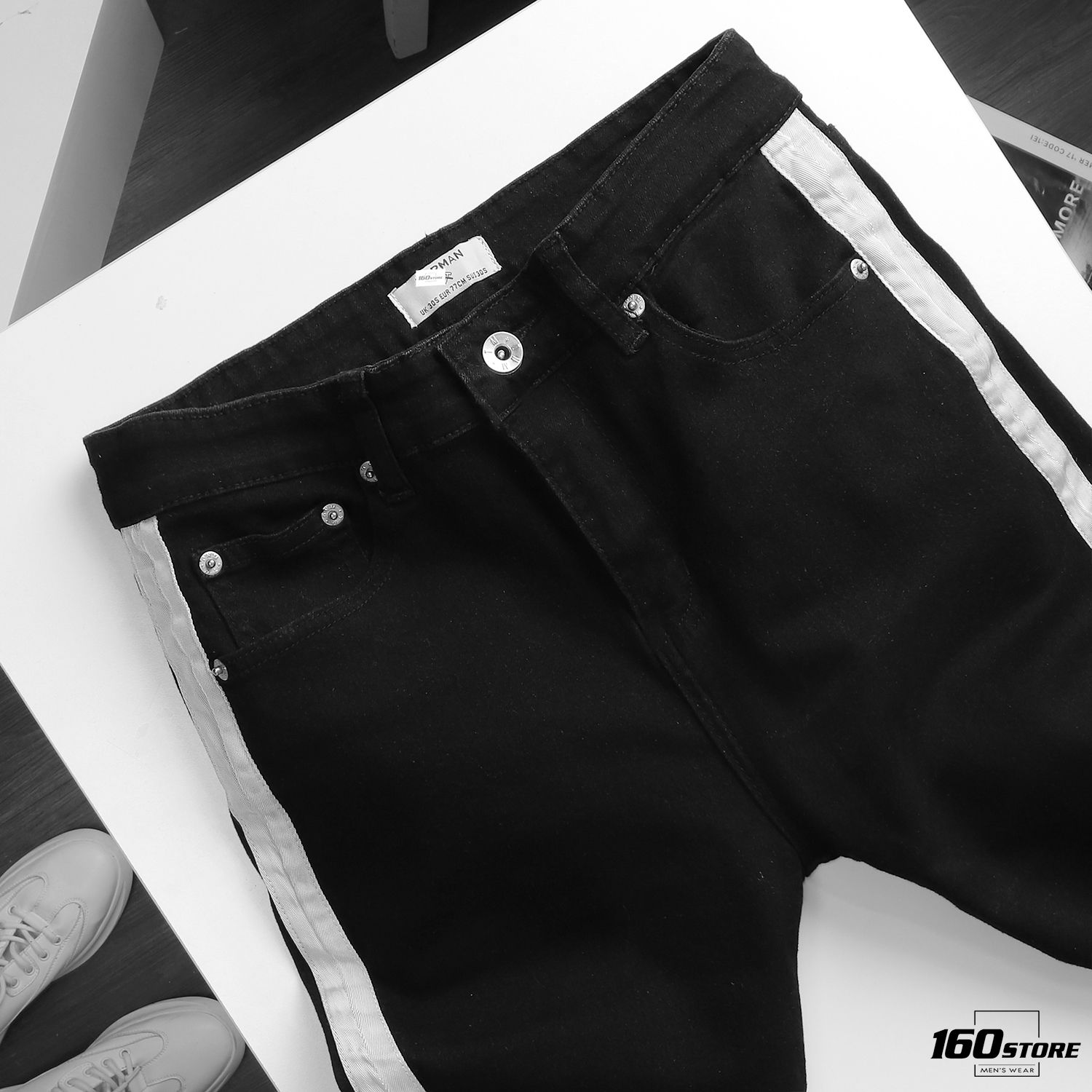 Quần jeans T.MAN super skinny with side tape in black