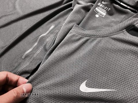 N!KE Running T-Shirts