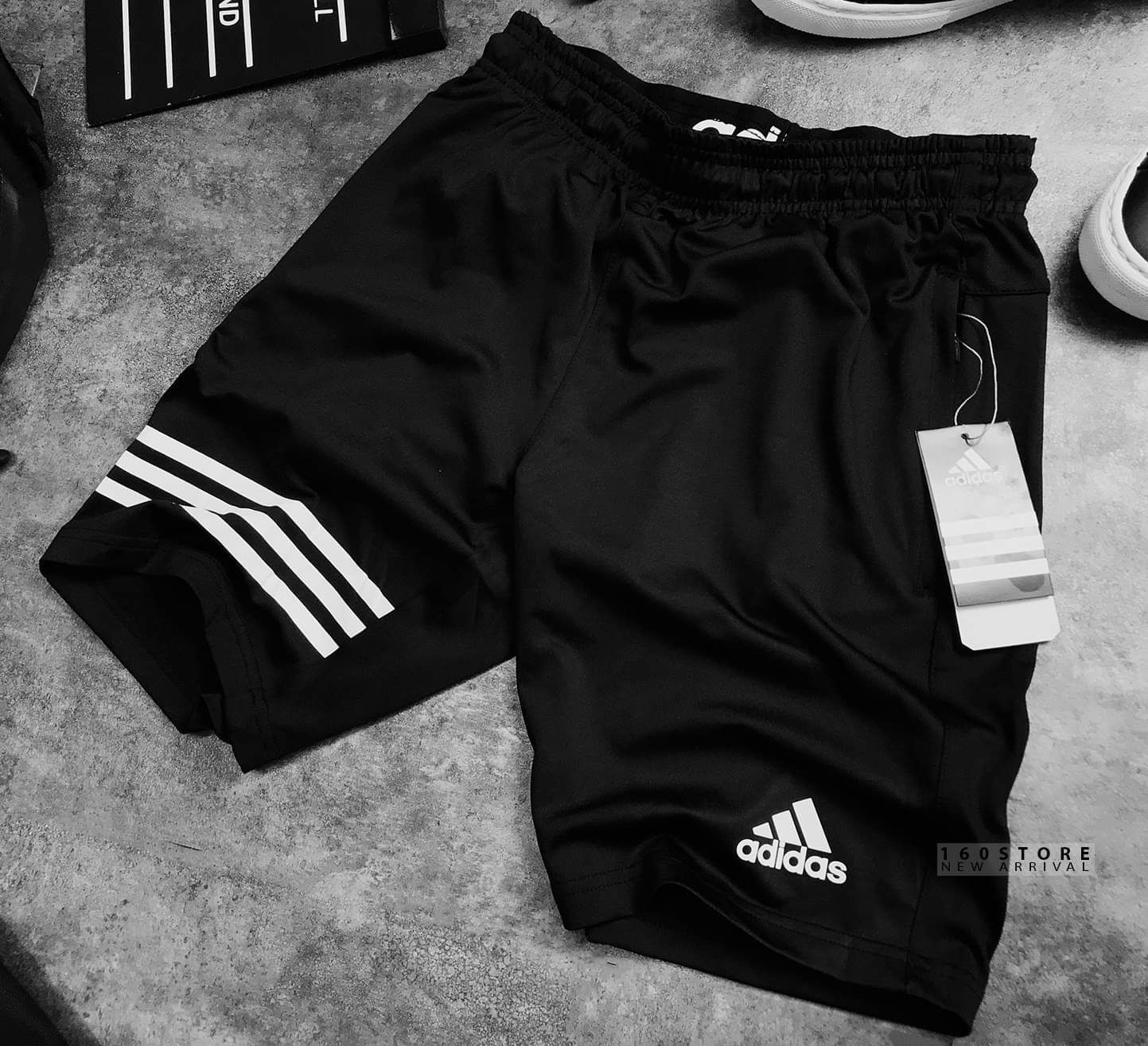 DAS 3 Stripes Shorts