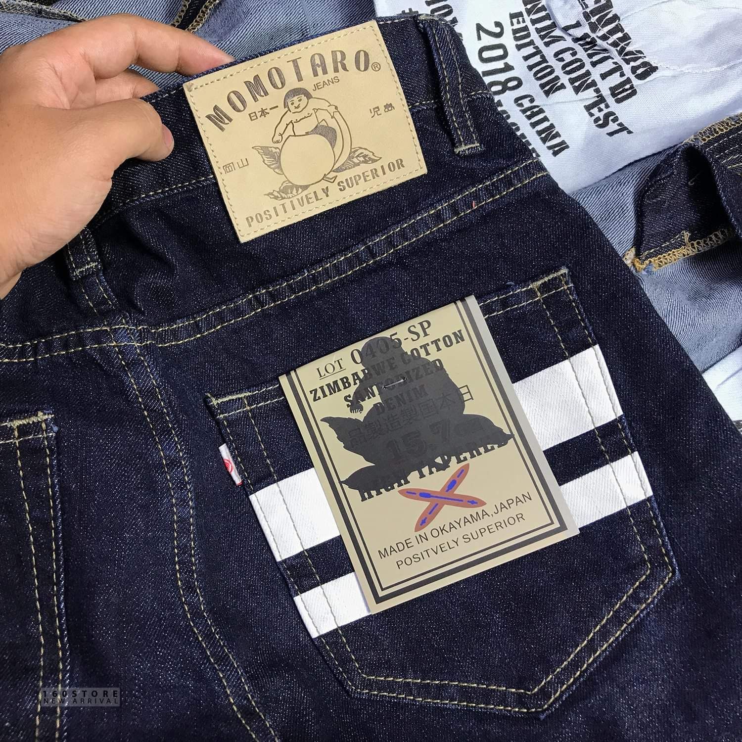 M0M0TAR0 Straight Fit Jeans
