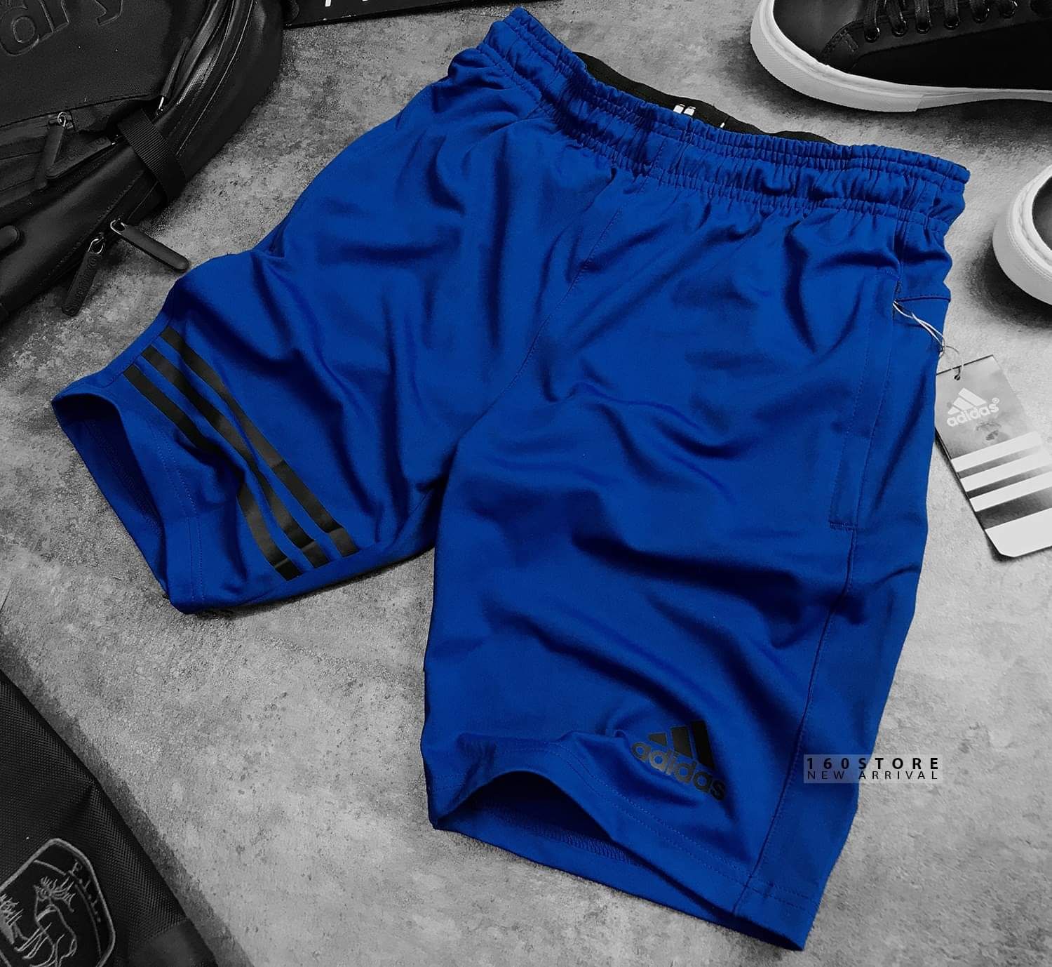DAS 3 Stripes Shorts