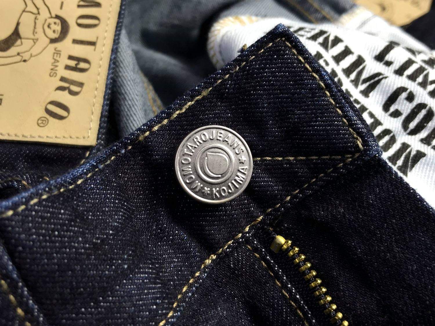 M0M0TAR0 Straight Fit Jeans