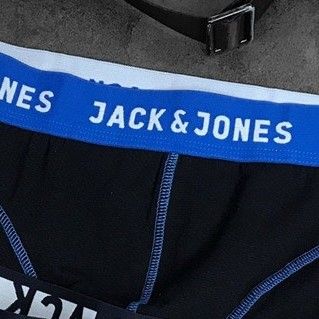 Boxer J.&.J