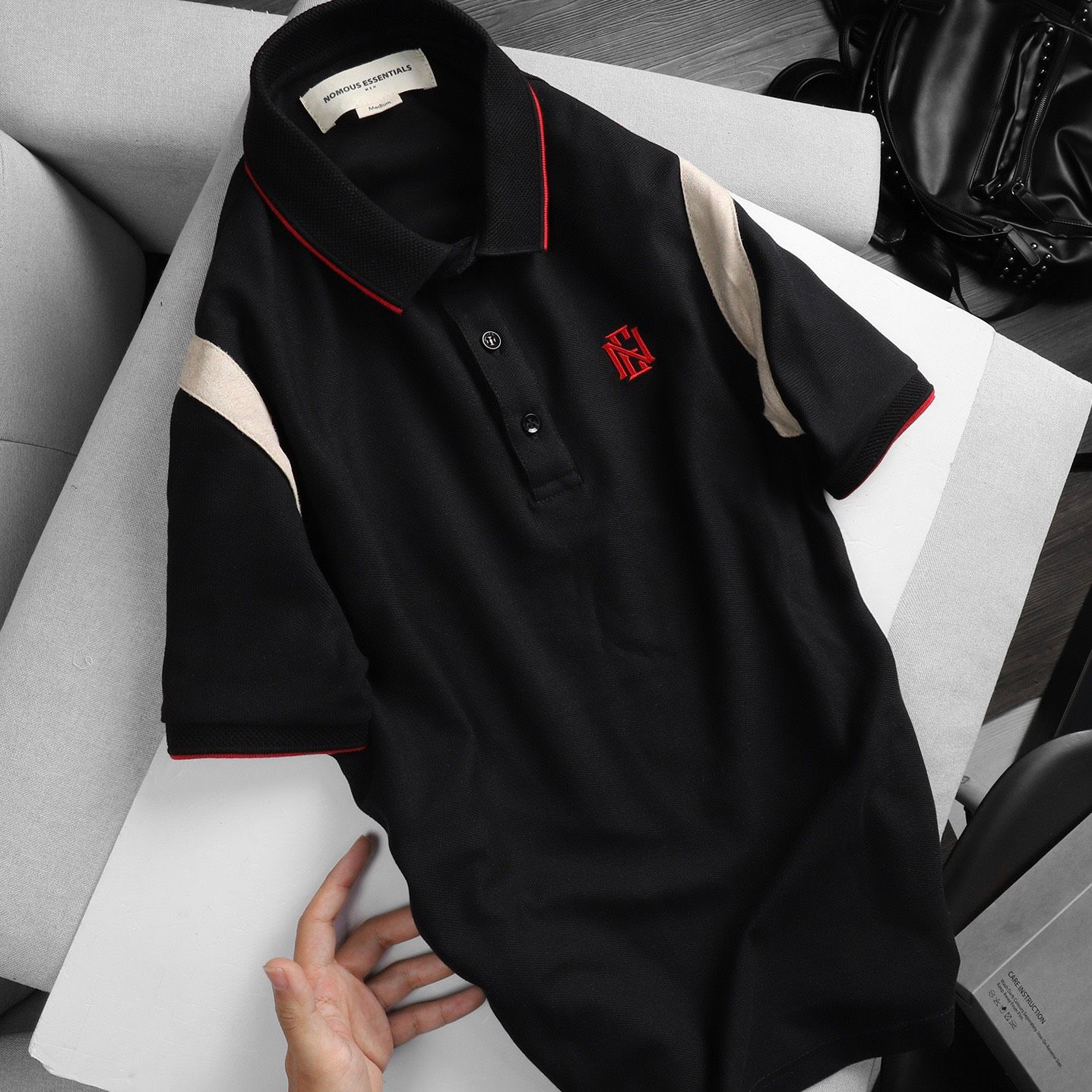 Áo polo Nomous Essentials logo