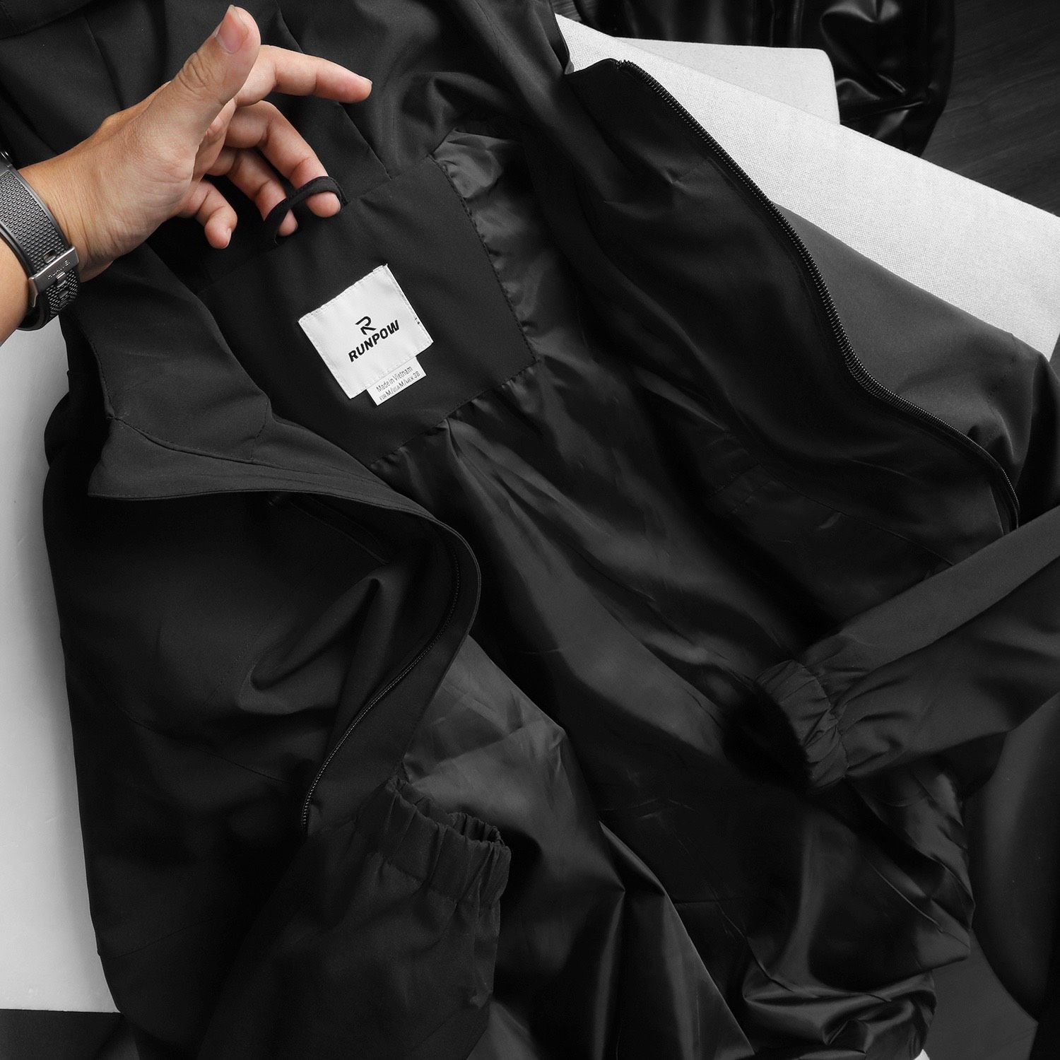 Áo khoác RUNPOW Windbreaker