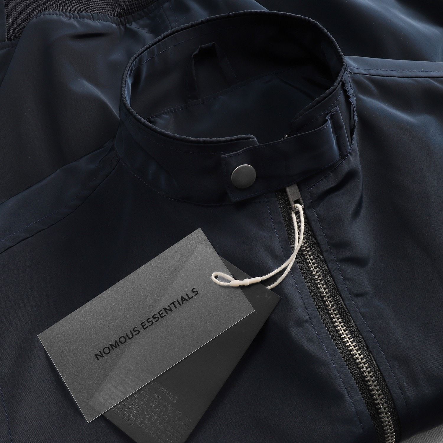 Áo khoác bomber Nomous Essentials
