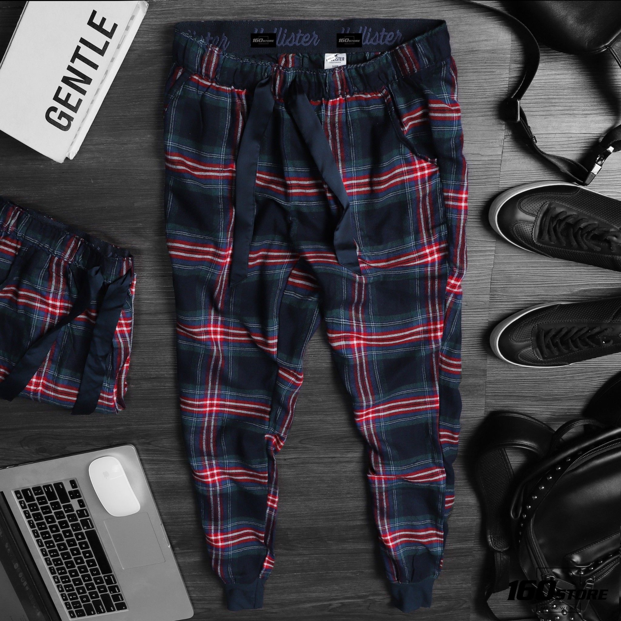 Quần jogger caro H0LLISTER