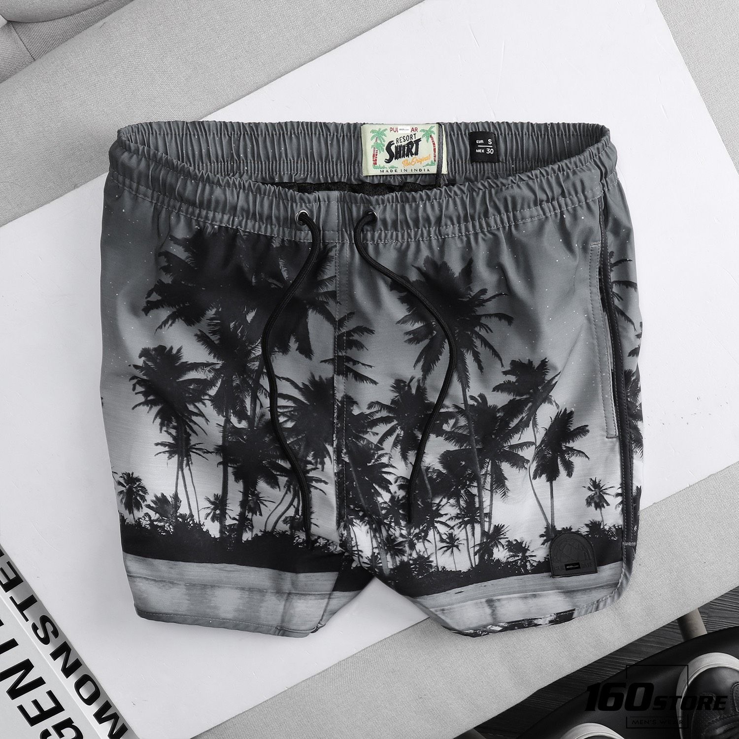 Quần short biển P.B pattern