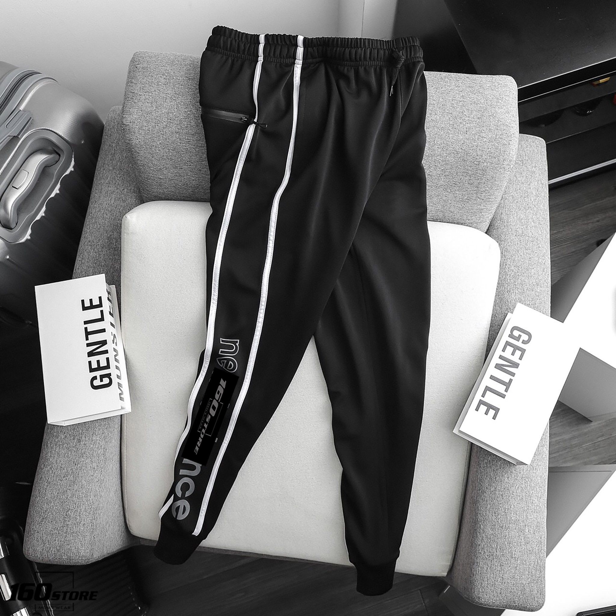 Quần jogger N.B Striped SS20