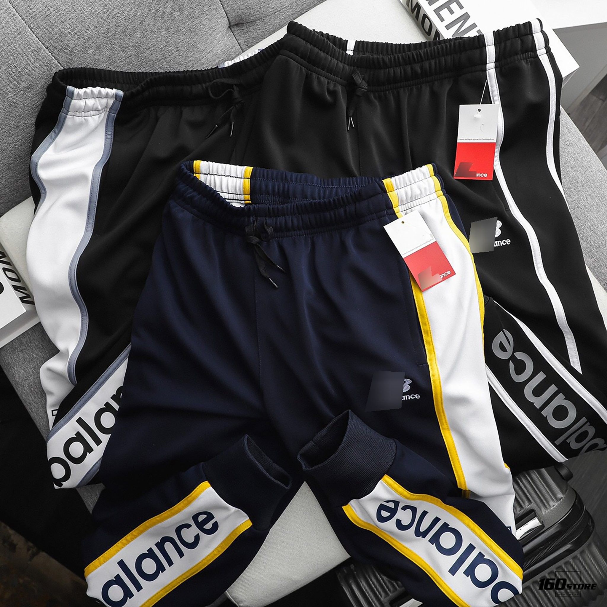Quần jogger N.B Striped SS20