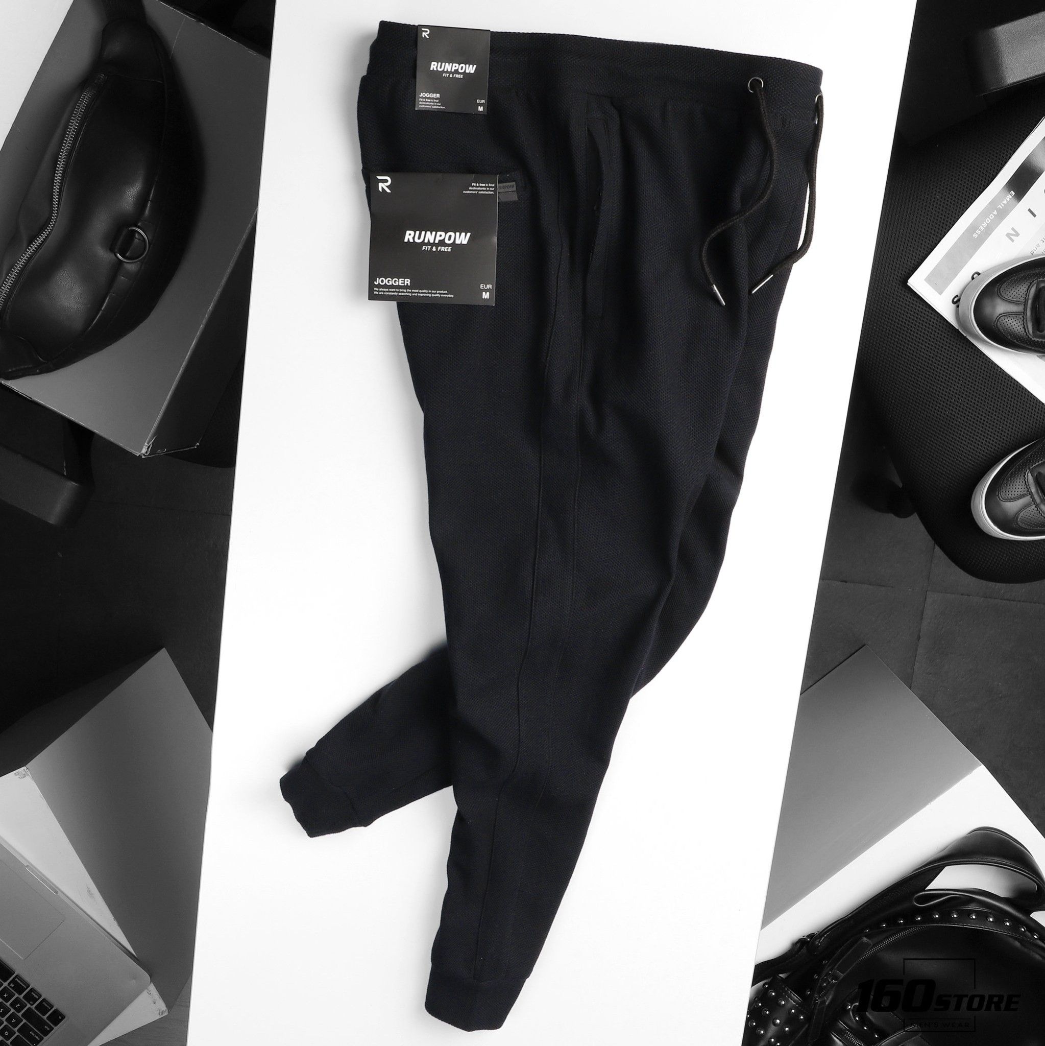 Quần jogger Runpow pique