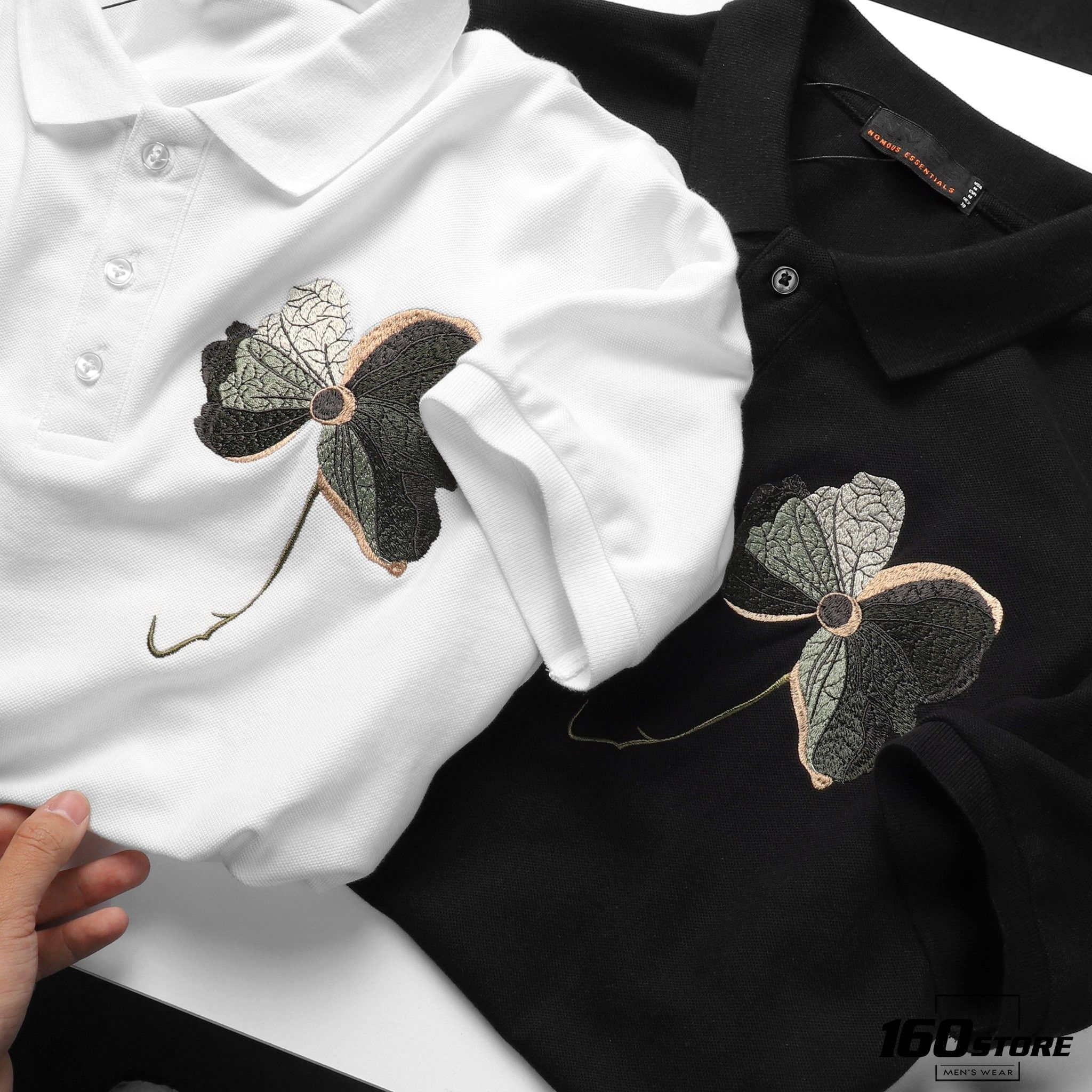Áo polo NOMOUS ESSENTIALS w Floral embroidery