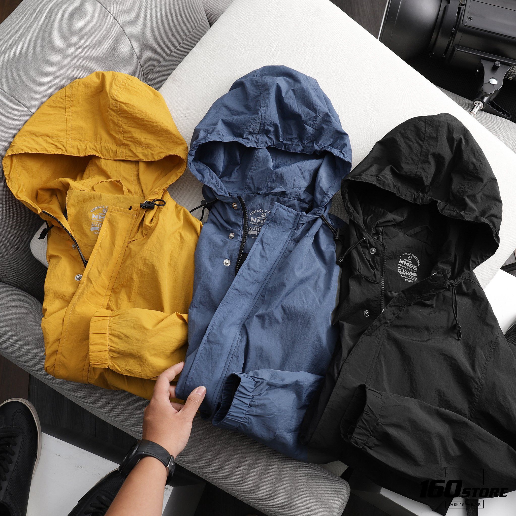 Áo Khoác NOMOUS ESSENTIALS windbreaker