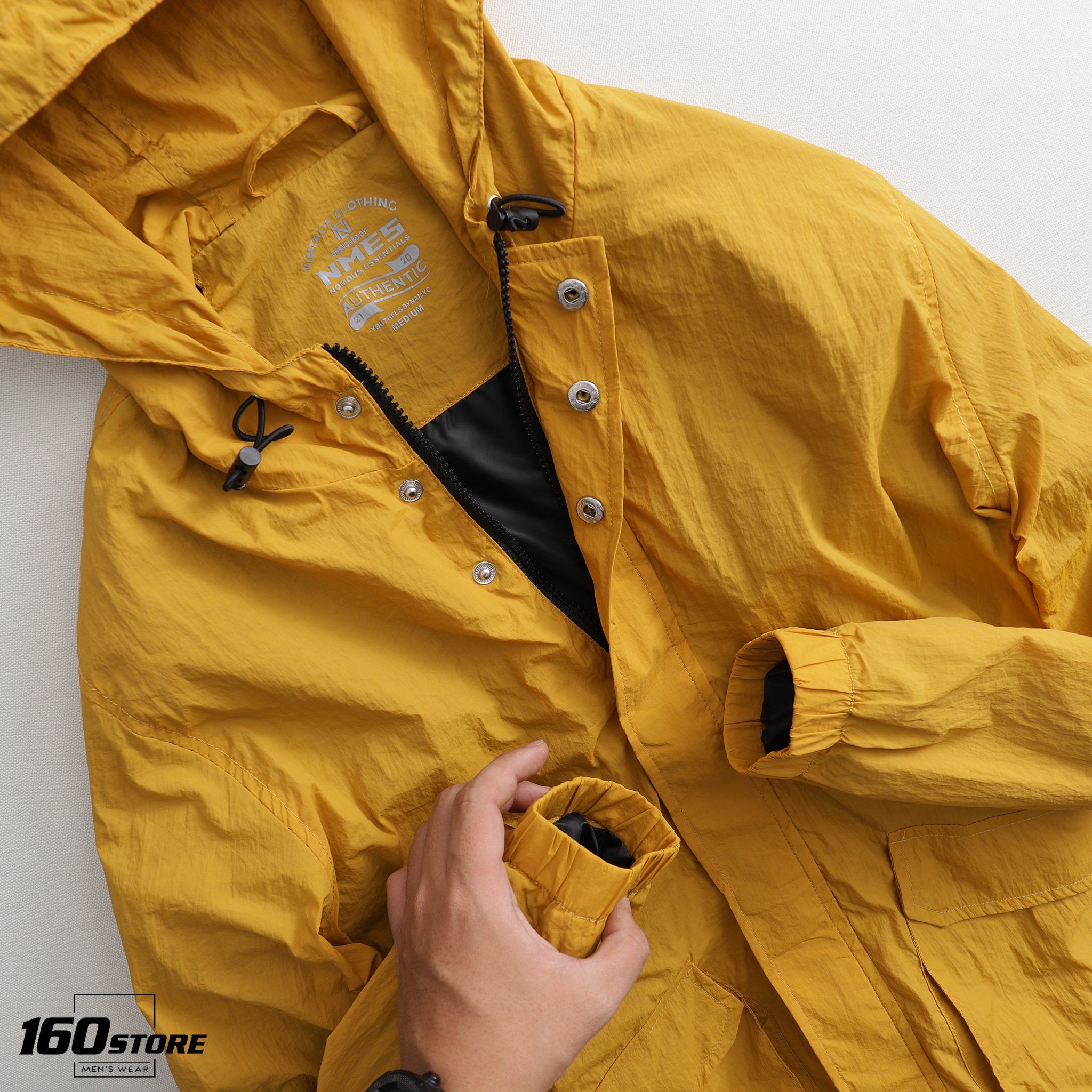 Áo Khoác NOMOUS ESSENTIALS windbreaker