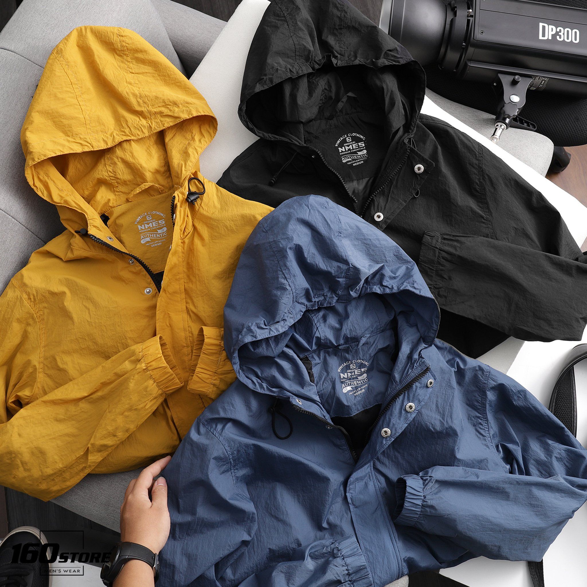 Áo Khoác NOMOUS ESSENTIALS windbreaker