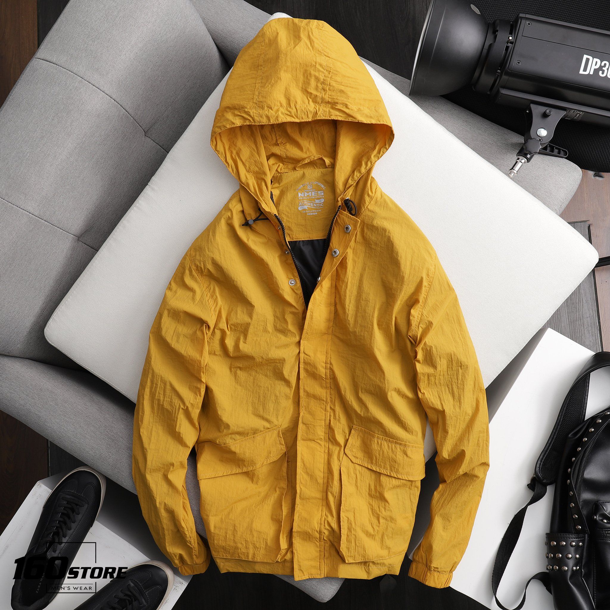Áo Khoác NOMOUS ESSENTIALS windbreaker