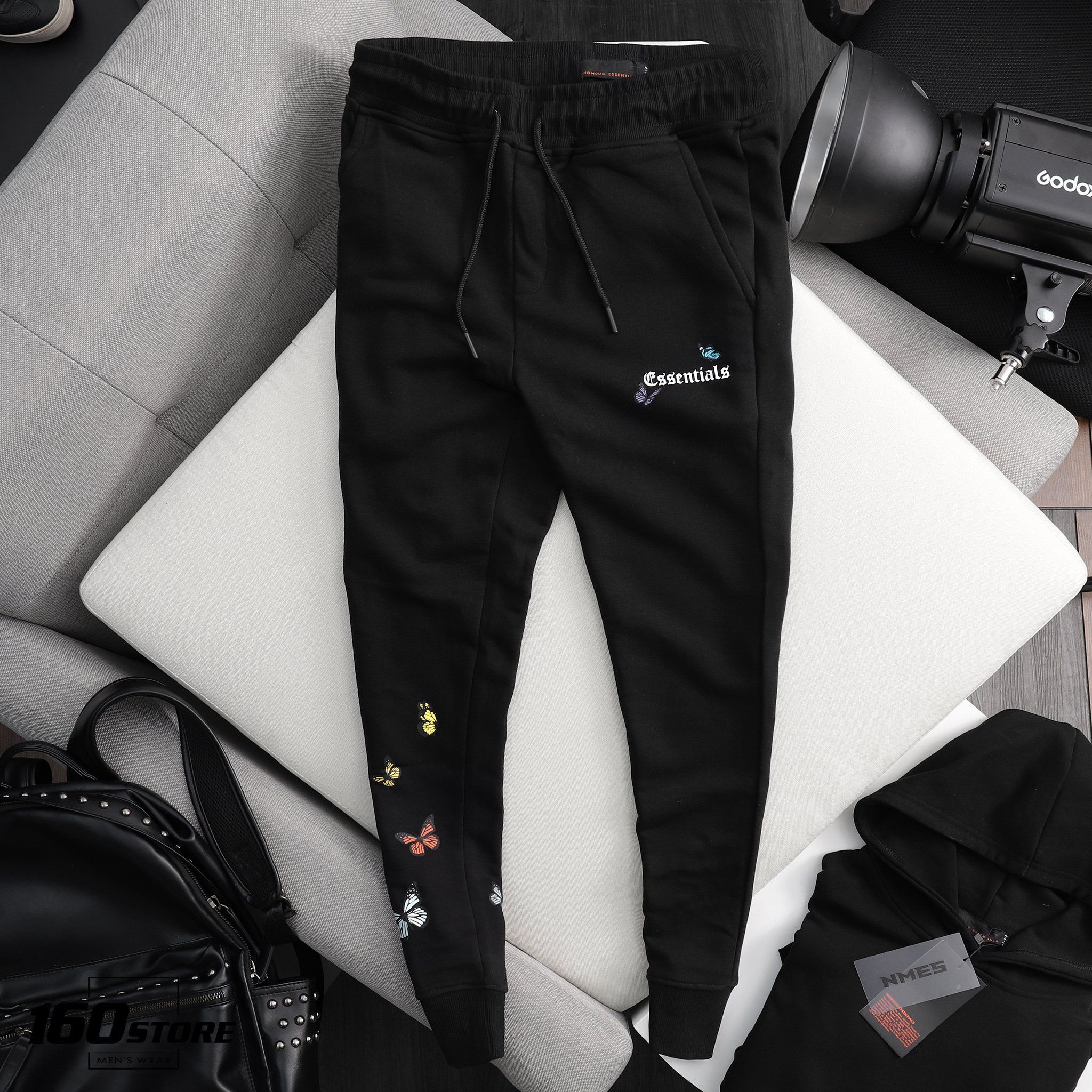 Quần jogger nỉ NOMOUS ESSENTIALS butterfly