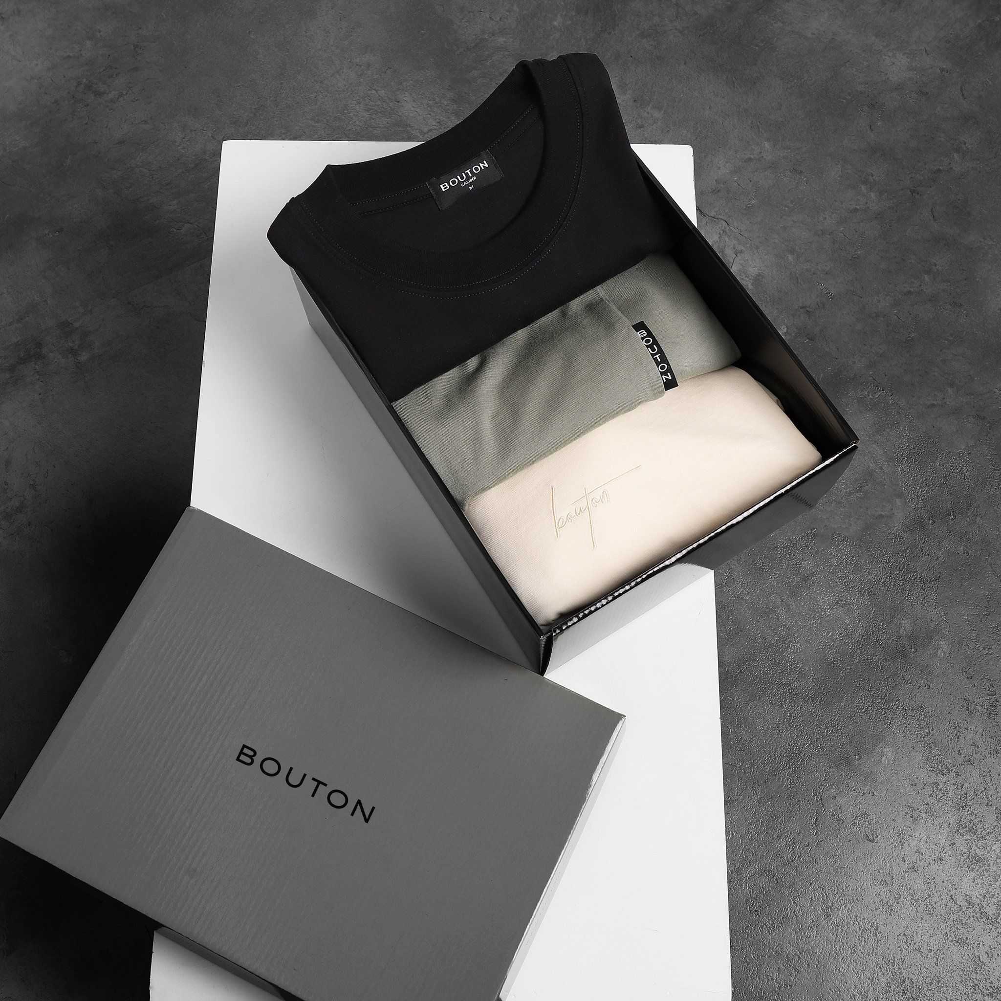 Áo thun BOUTON oversize basic