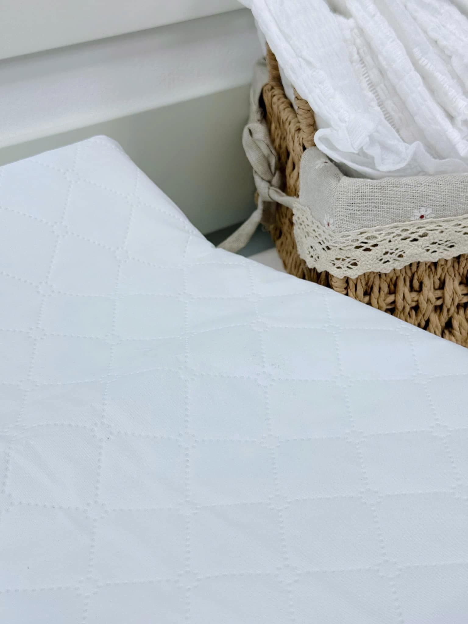 Đệm Lót Thay Tã Chống Thấm Cho Bé