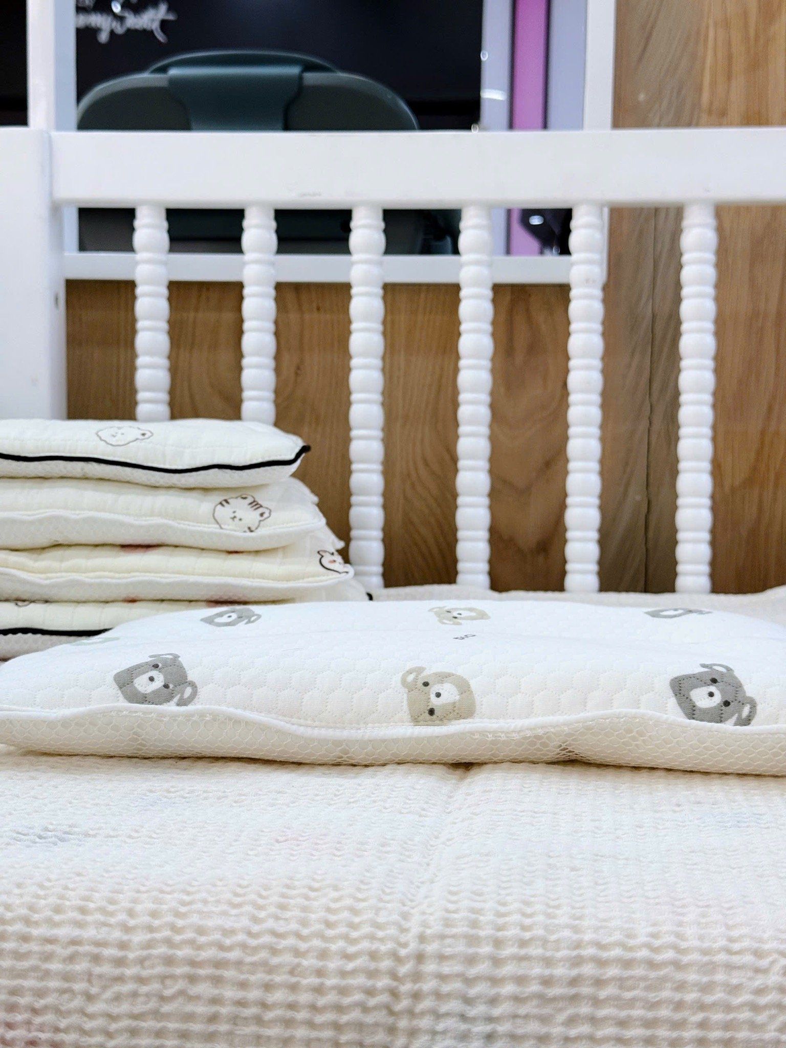Gối Mỏng Cho Bé Từ Sơ Sinh HV Bedding