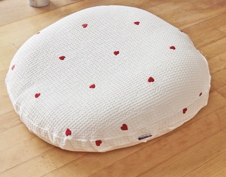 GỐI CHỐNG TRÀO NGƯỢC ROTOTO BEBE AIRMESH NGUYÊN KHỐI - GỖ SỒI TRÁI TIM