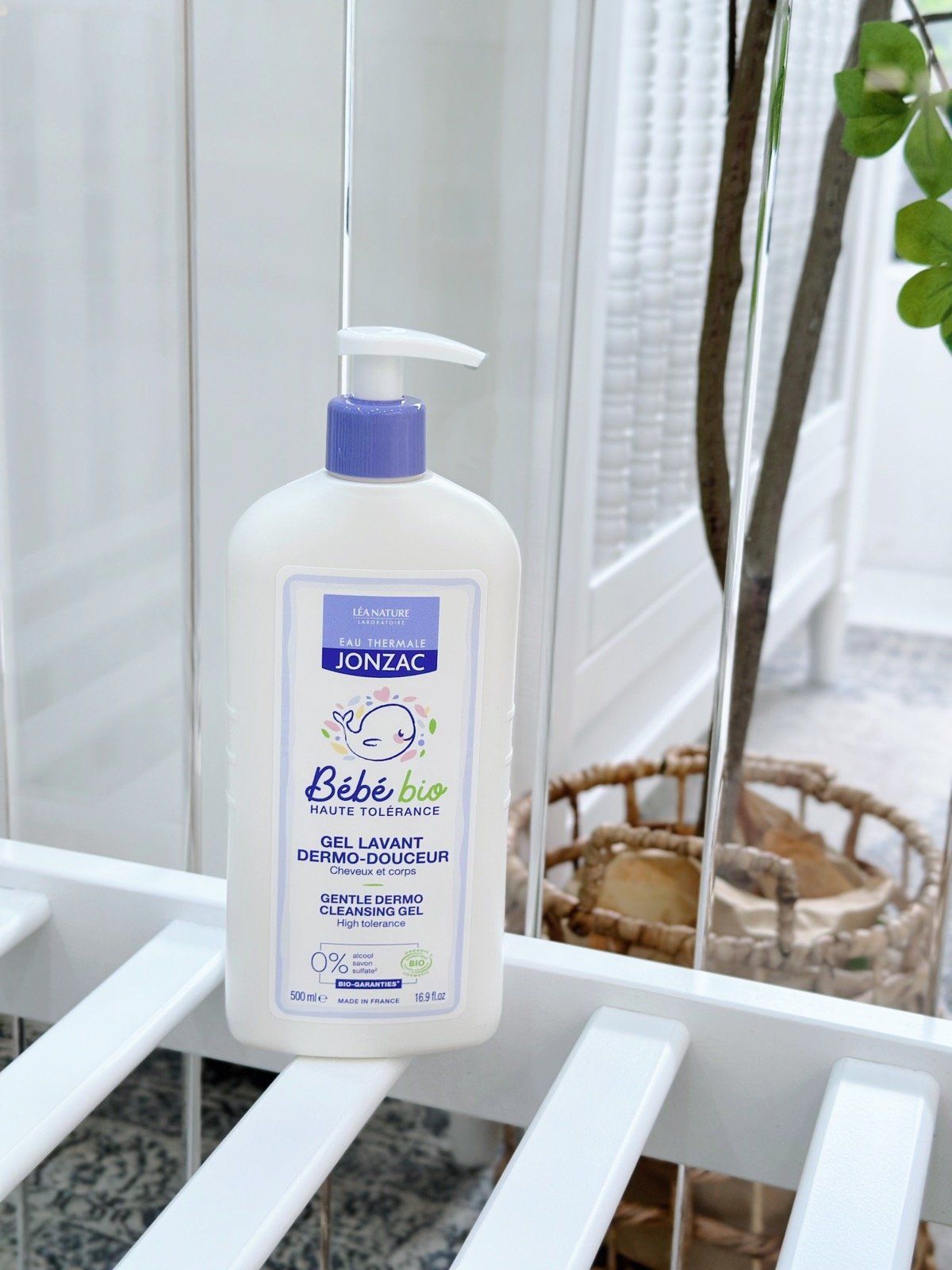 Sữa Tắm Gội Hữu Cơ Dịu Nhẹ Jonzac Cho Bé Từ Sơ Sinh 500ml