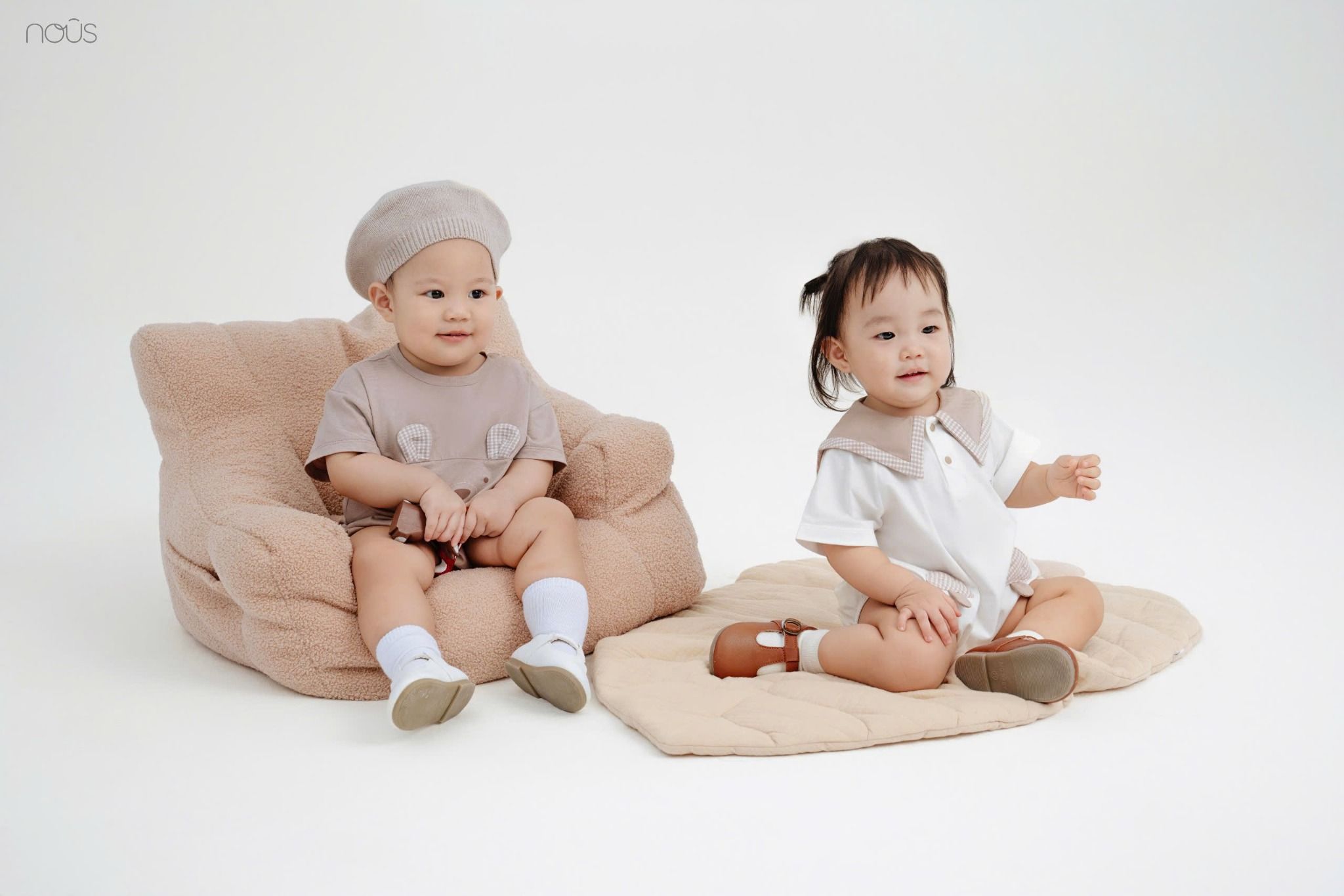 Set 2 Bodysuit Nous Cộc Tay Màu Trắng Nâu