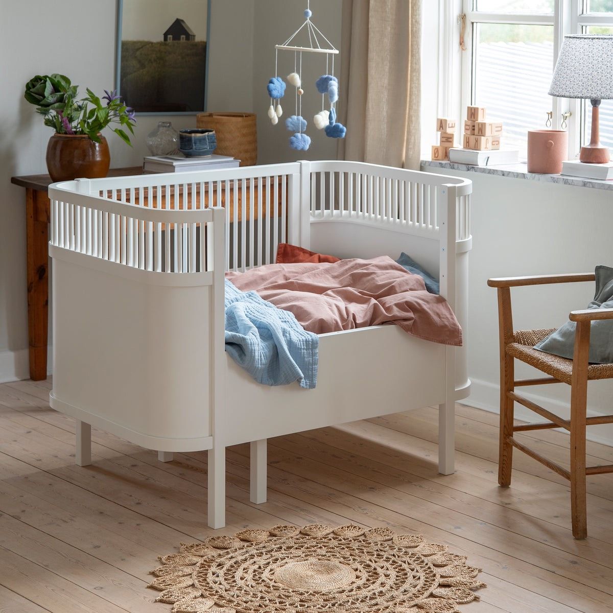 CŨI GỖ TRẺ EM HOANG VY BEDDING - MÀU TRẮNG