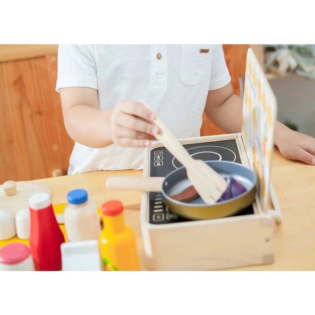 Đồ Chơi Gỗ PlanToys Bộ Nồi Nấu Ăn Cooking Utensils Cho Bé 2Y+