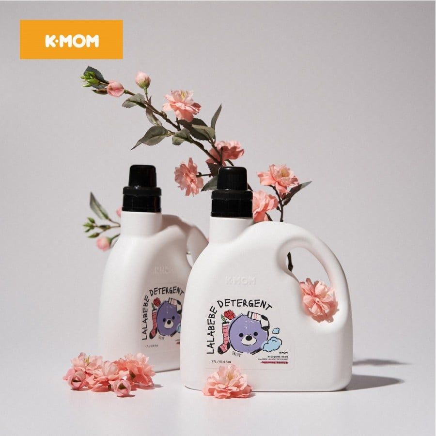 NƯỚC GIẶT THUẦN CHAY LALABEBE K-MOM HÀN QUỐC HƯƠNG BAN MAI TÚI 1.3L