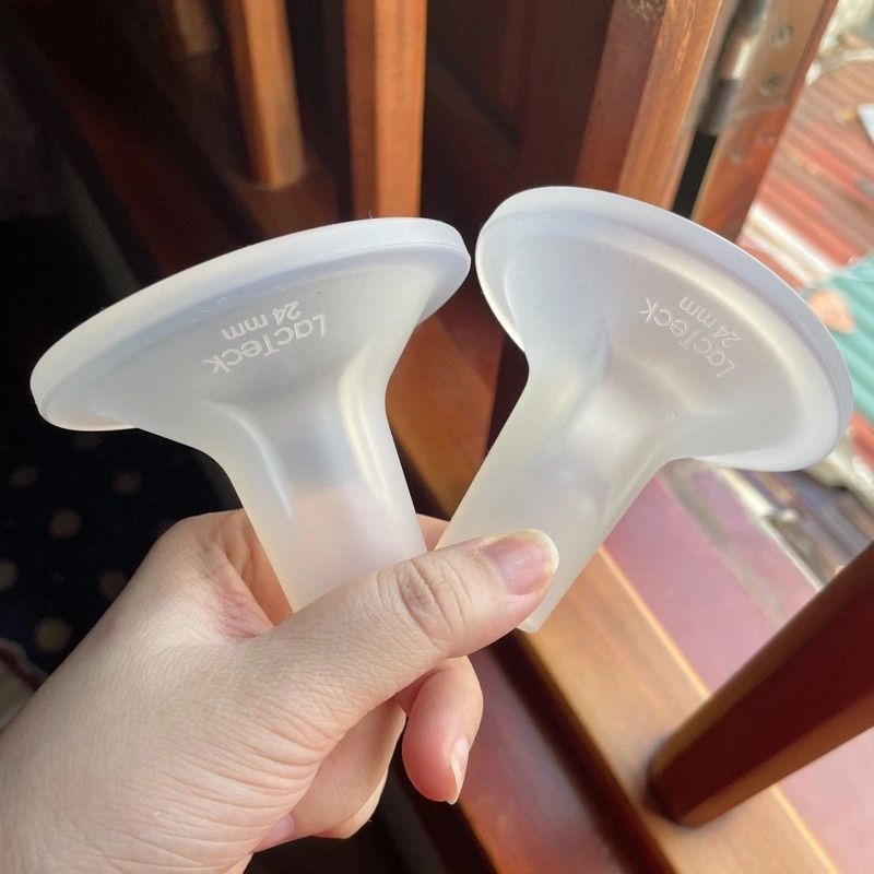 Bộ Phễu Hút Sữa Silicon Lacteck Babymotion