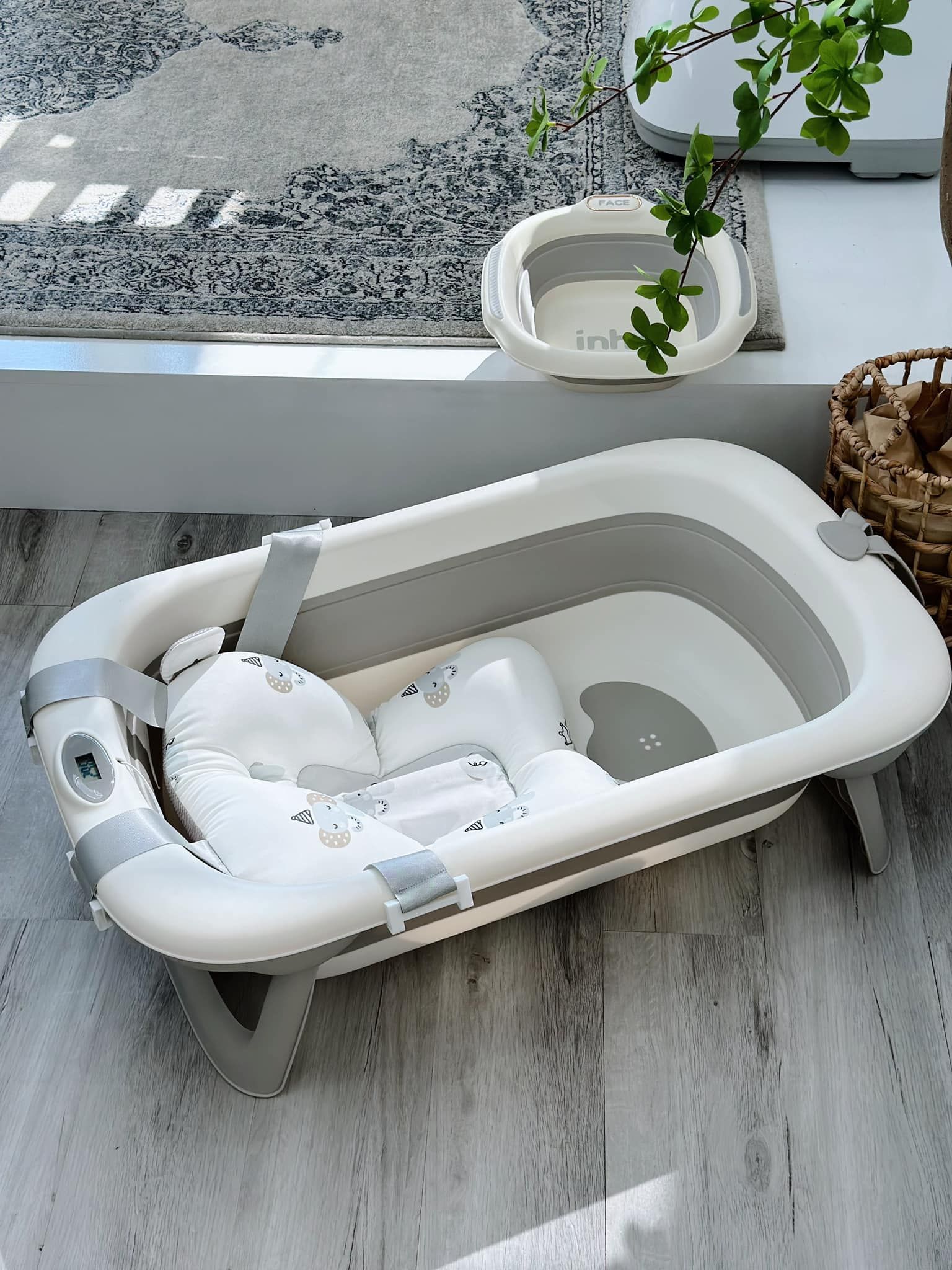Chậu Tắm Gấp Gọn Kèm Phao Inhe - Xám
