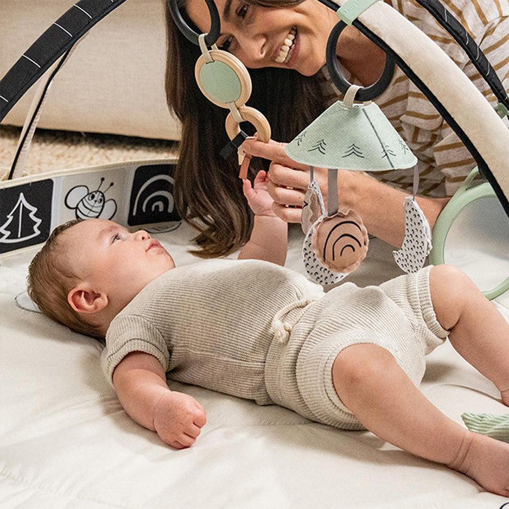 Thảm Chơi Tiny Love Classic Gymini Black & White Decor
